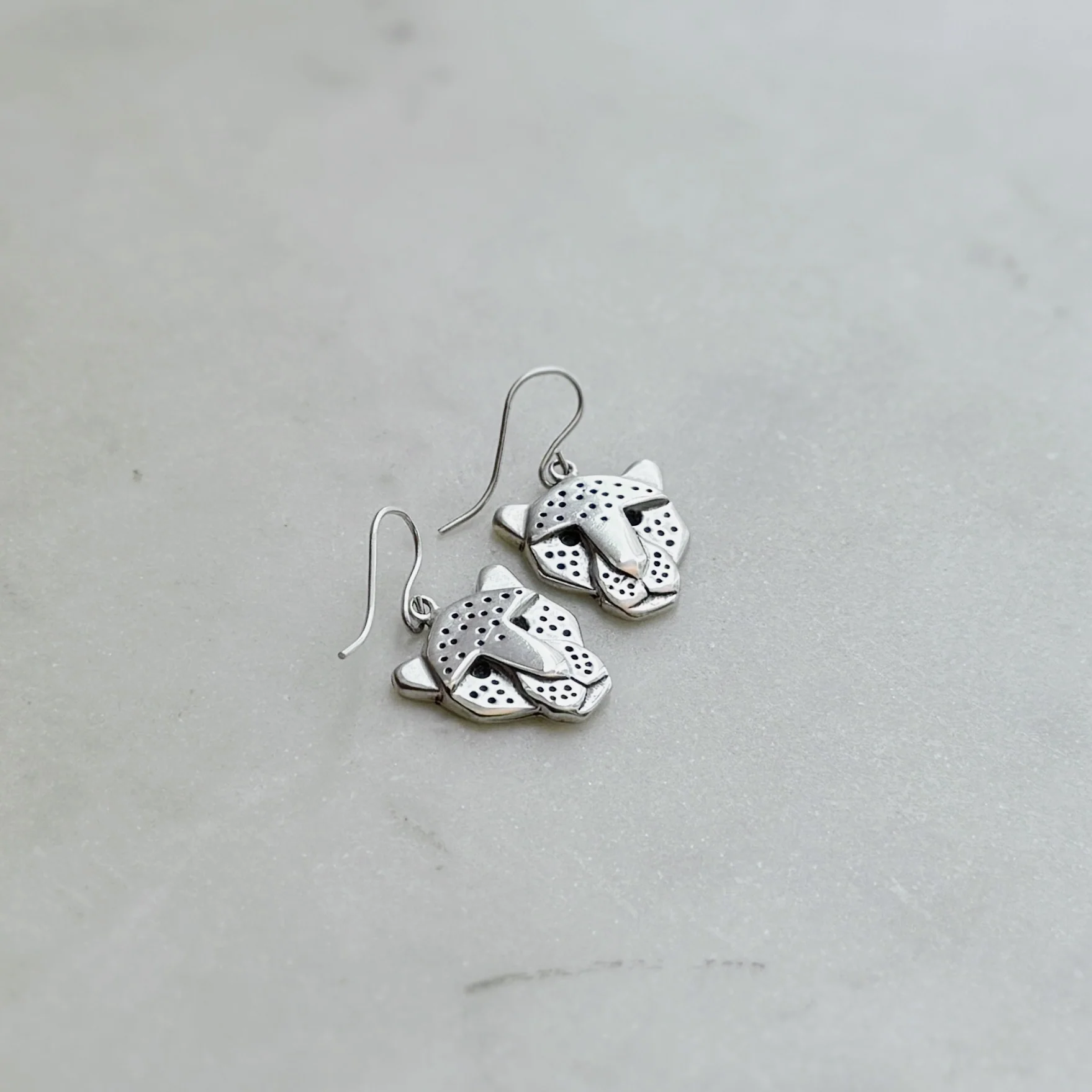 ARCHIVE — JAGUAR EARRINGS - Image 8