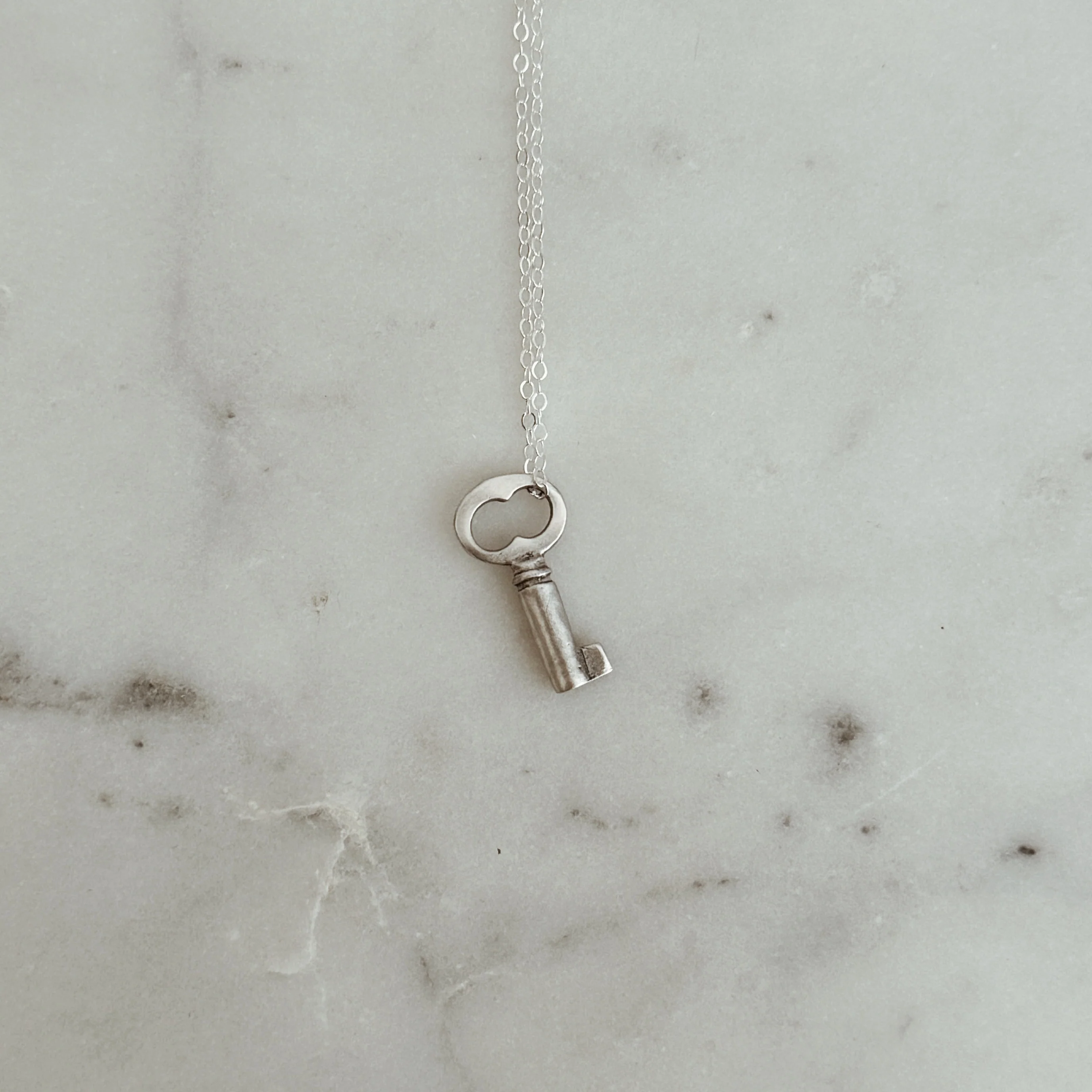 KEY PENDANT - Image 7
