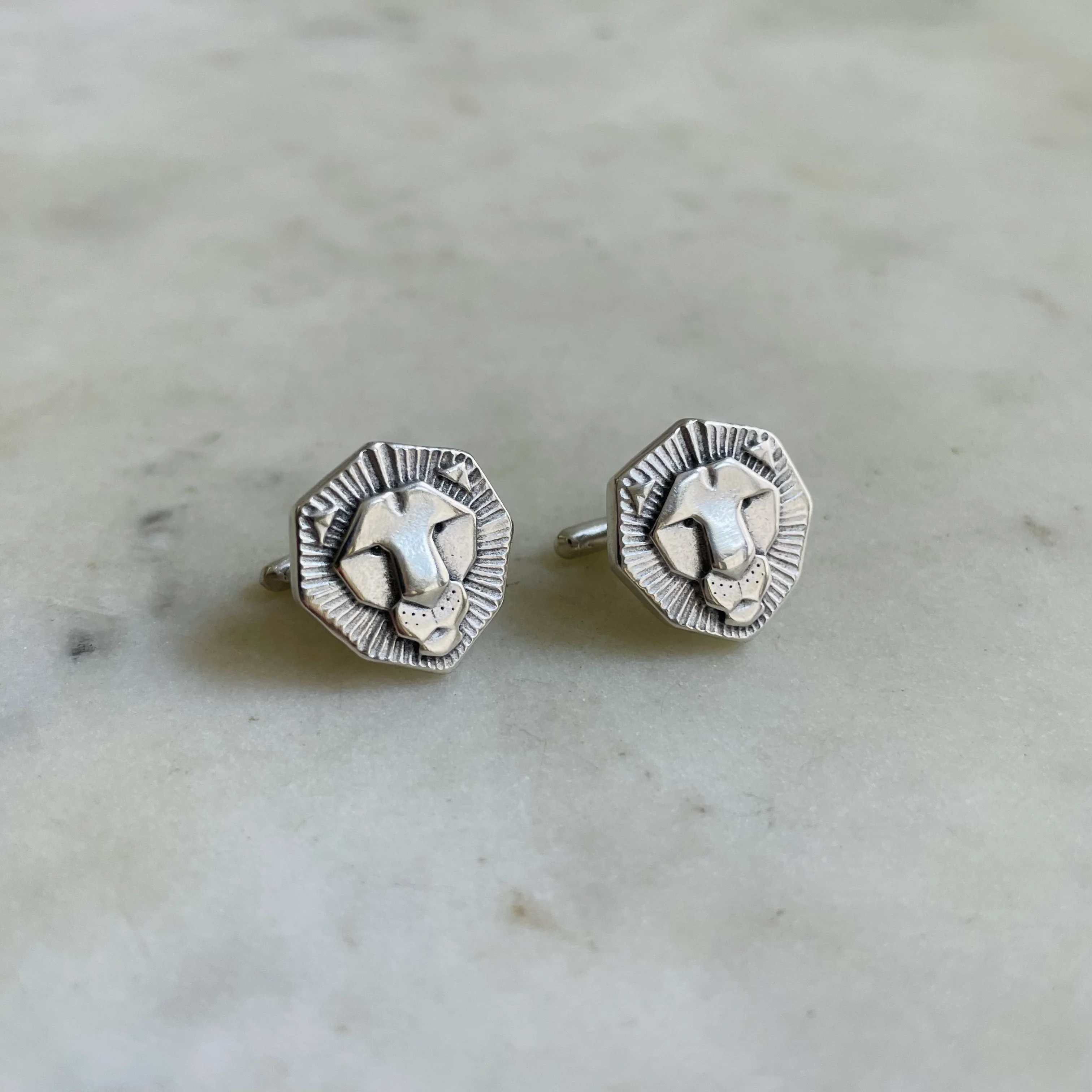 LION CUFFLINKS - Image 5