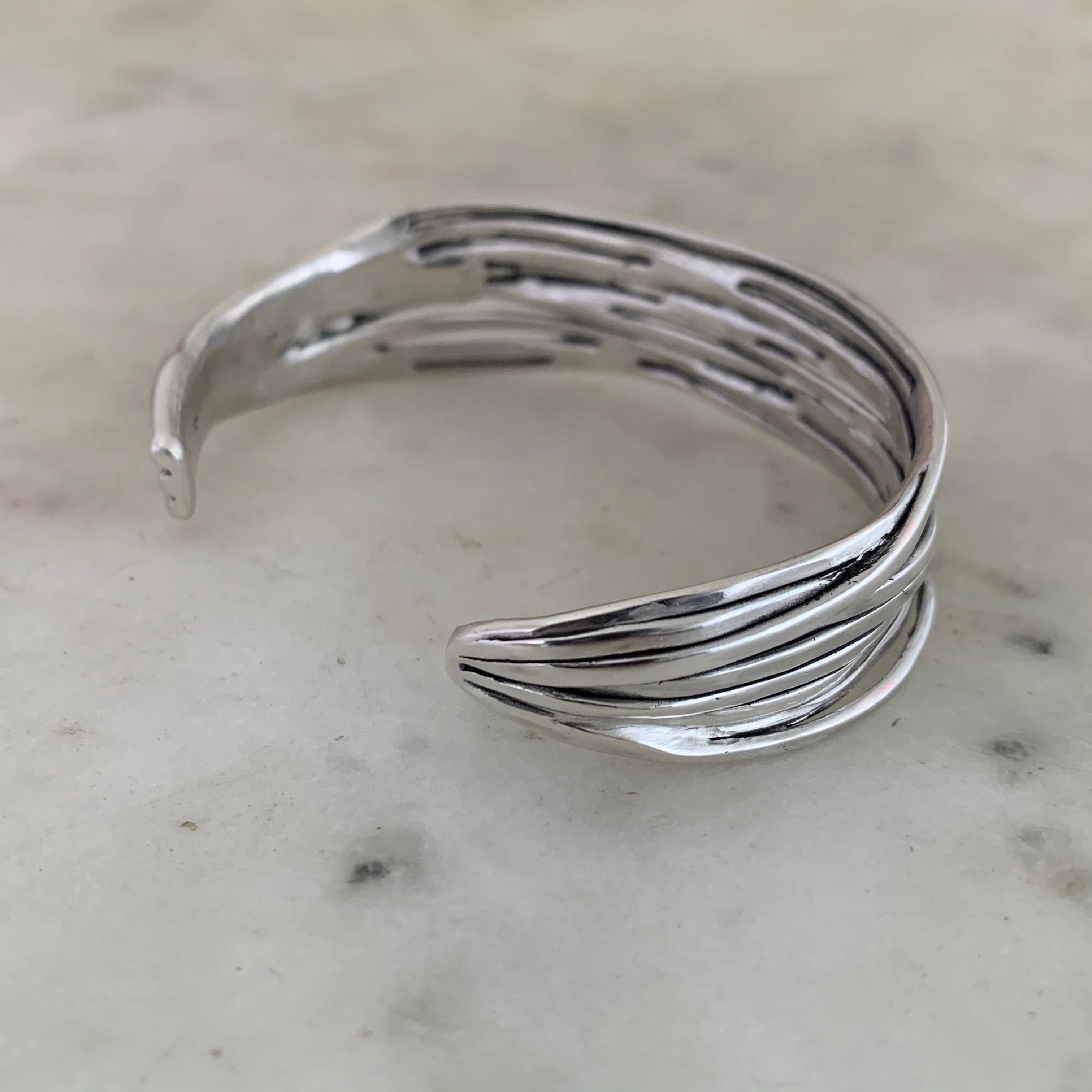 LOBLOLLY PINE NEEDLE CUFF - Image 9
