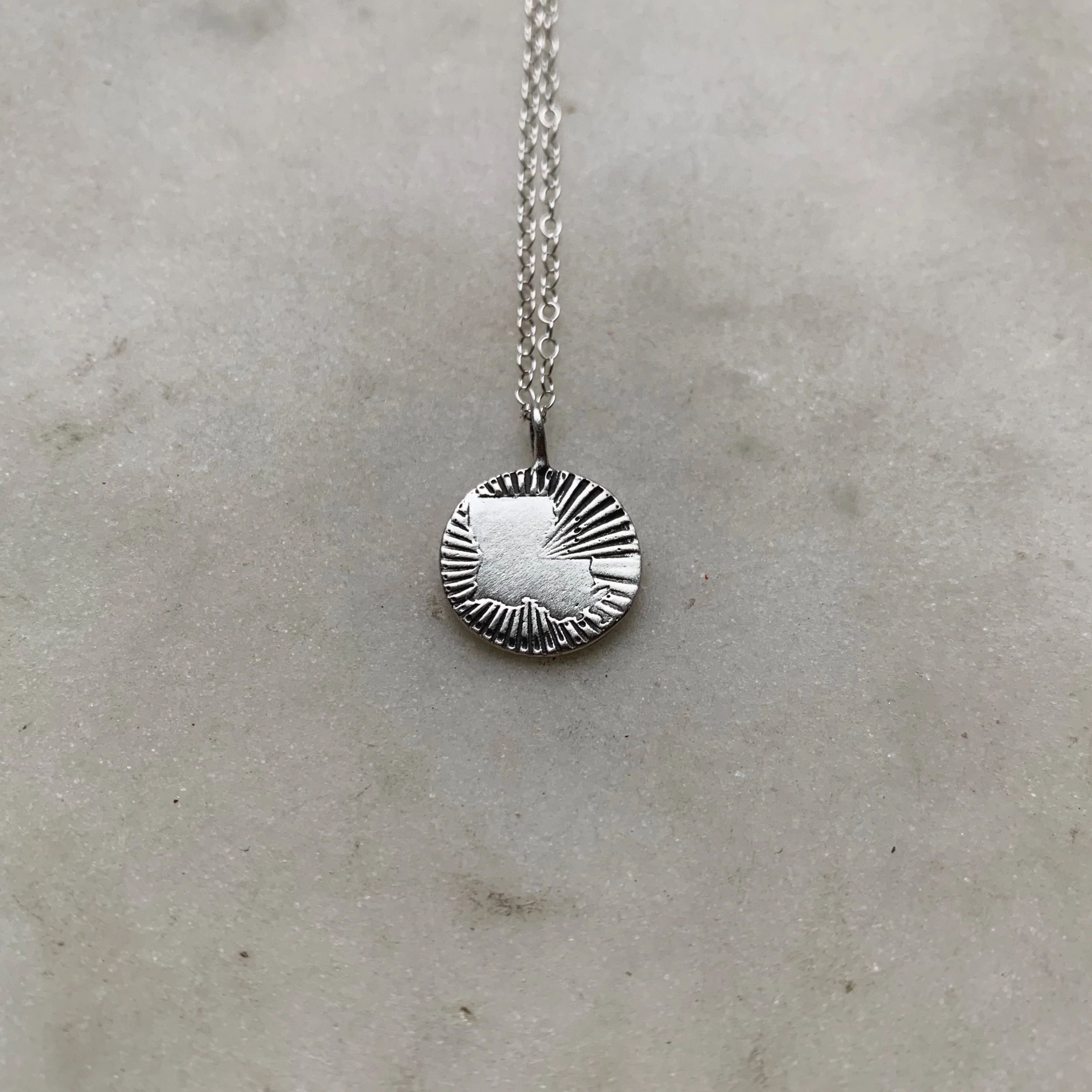 LOUISIANA BURST PENDANT - Image 5