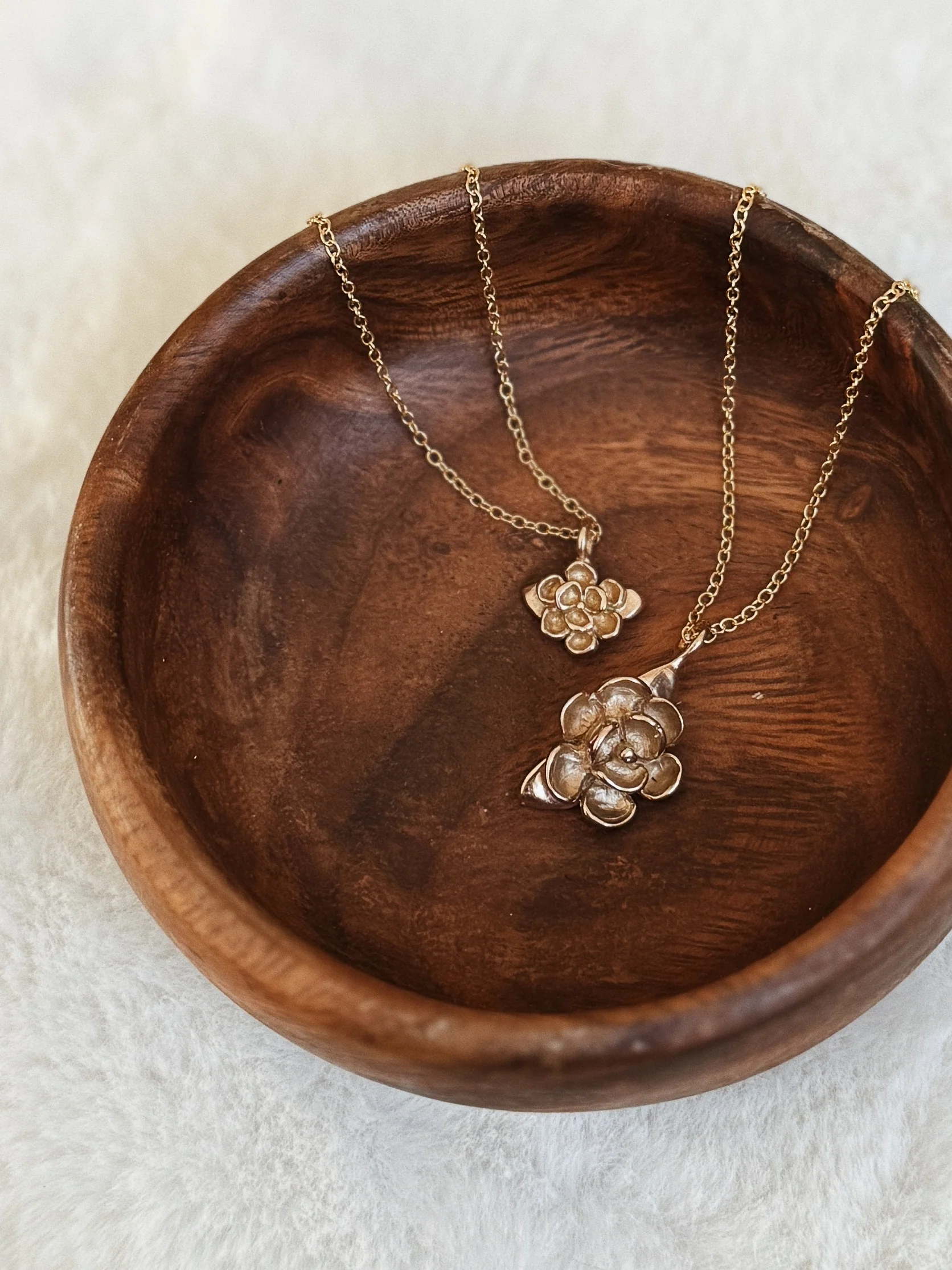 MAGNOLIA PENDANT — SMALL - Image 5