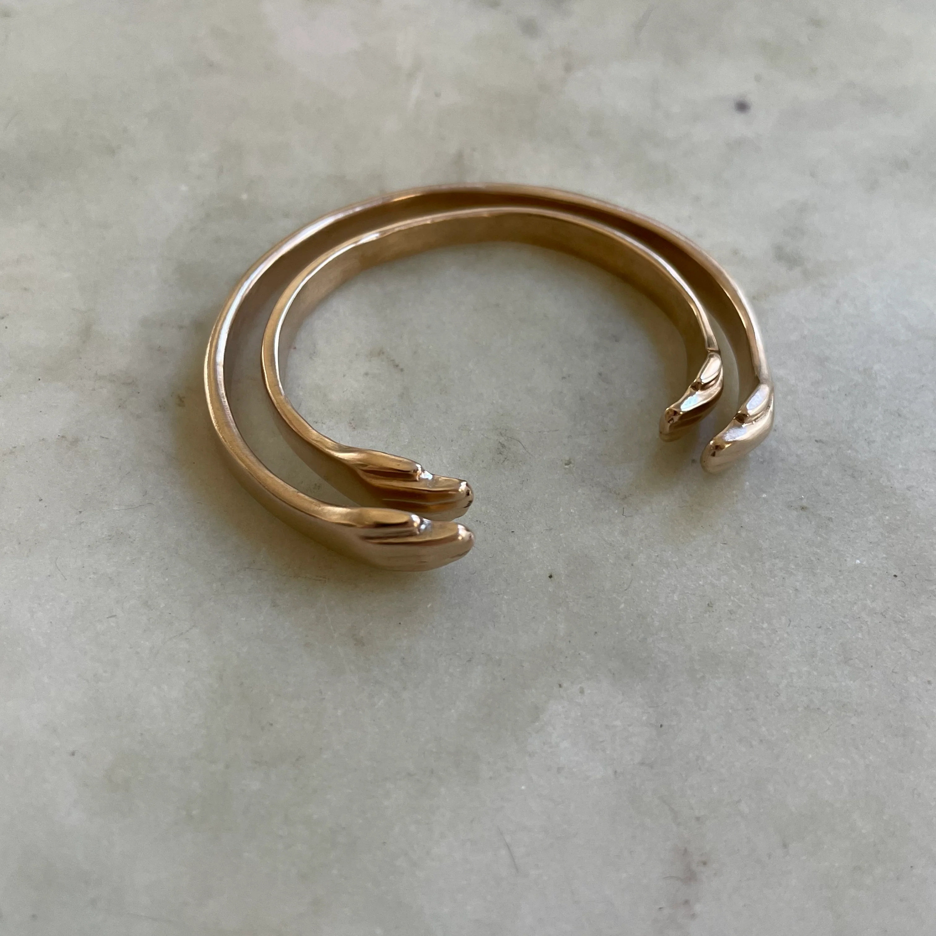 CHILD'S HUG CUFF - Image 10