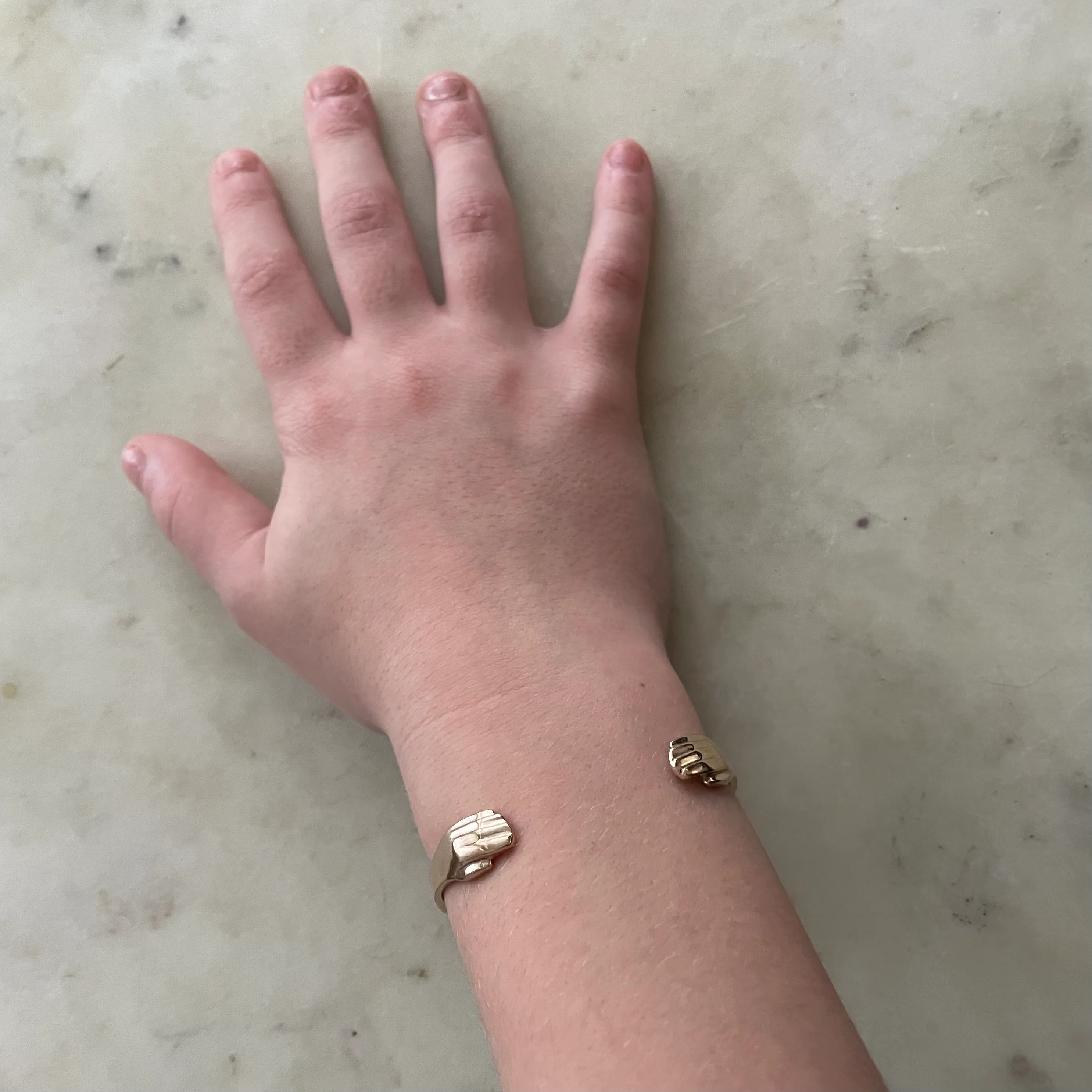 CHILD'S HUG CUFF - Image 12