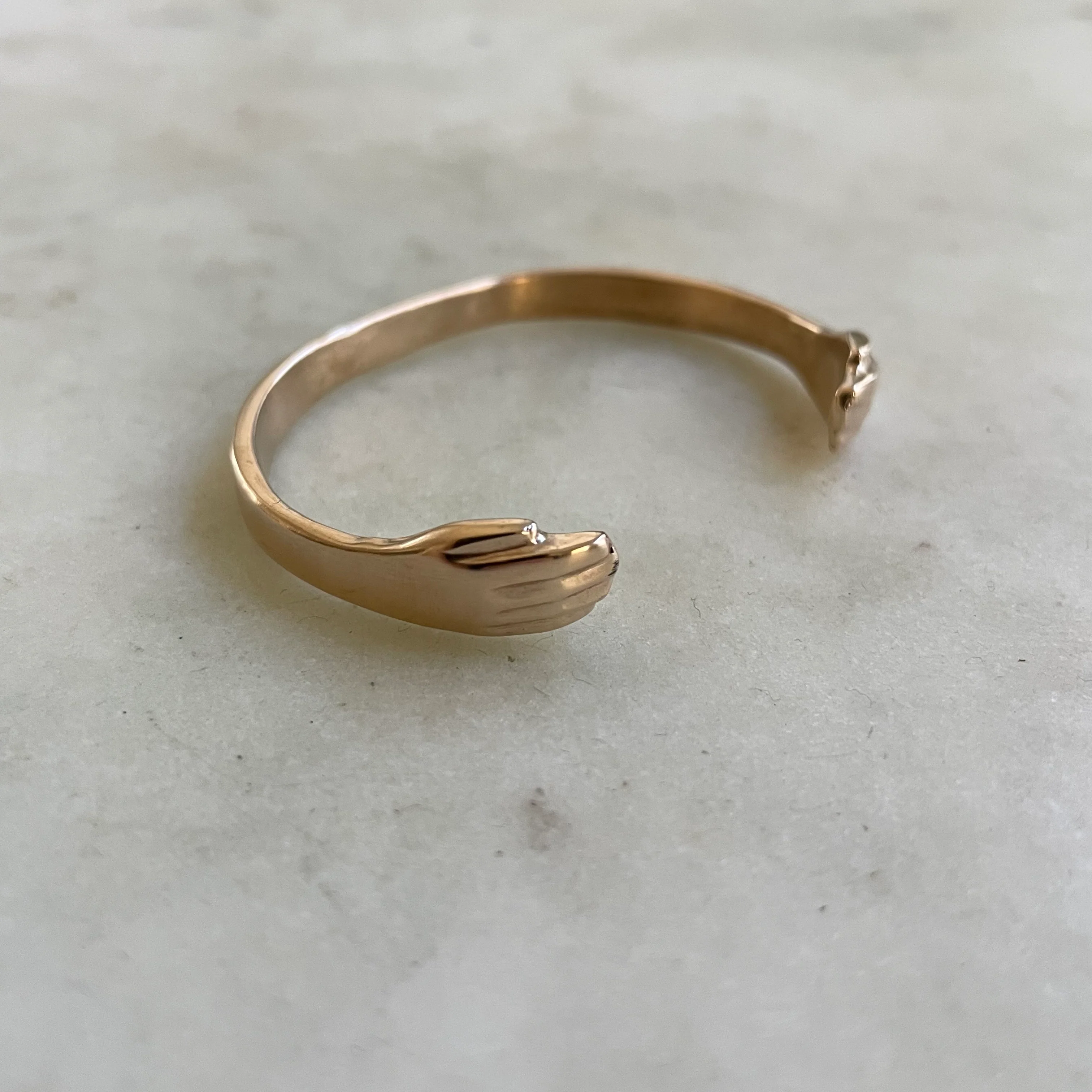CHILD'S HUG CUFF - Image 4