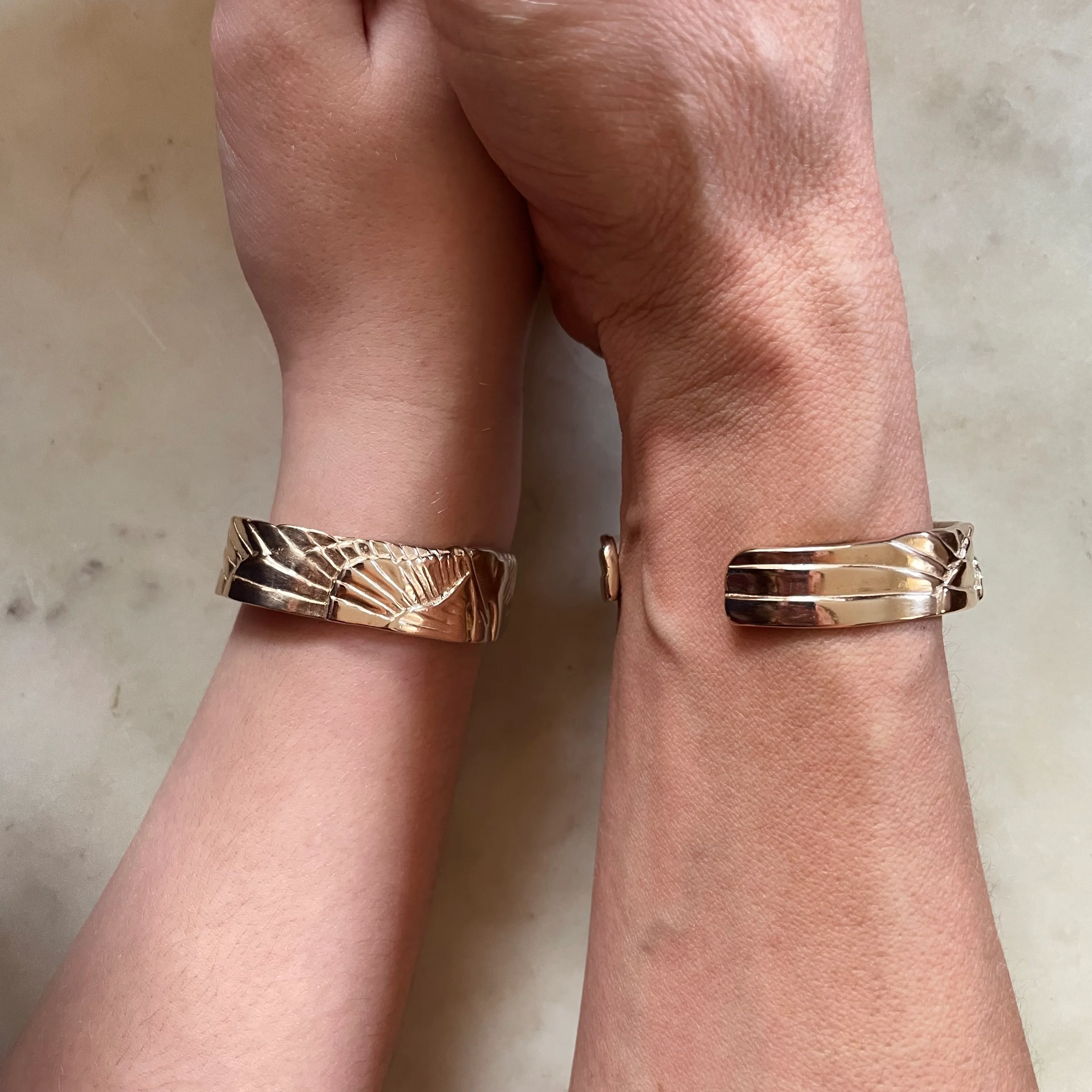 CHILD'S PELICAN CUFF - Image 11