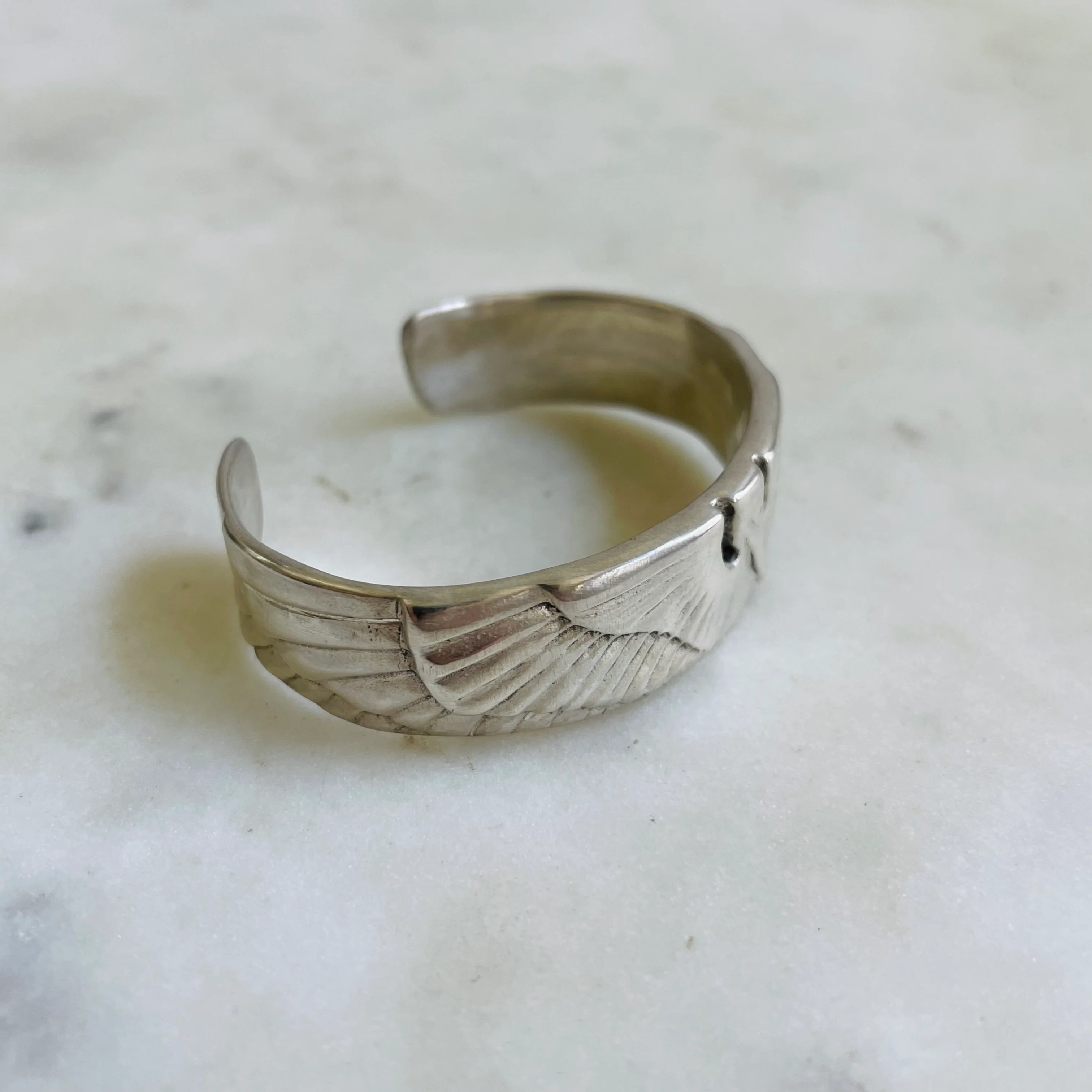 CHILD'S PELICAN CUFF - Image 8