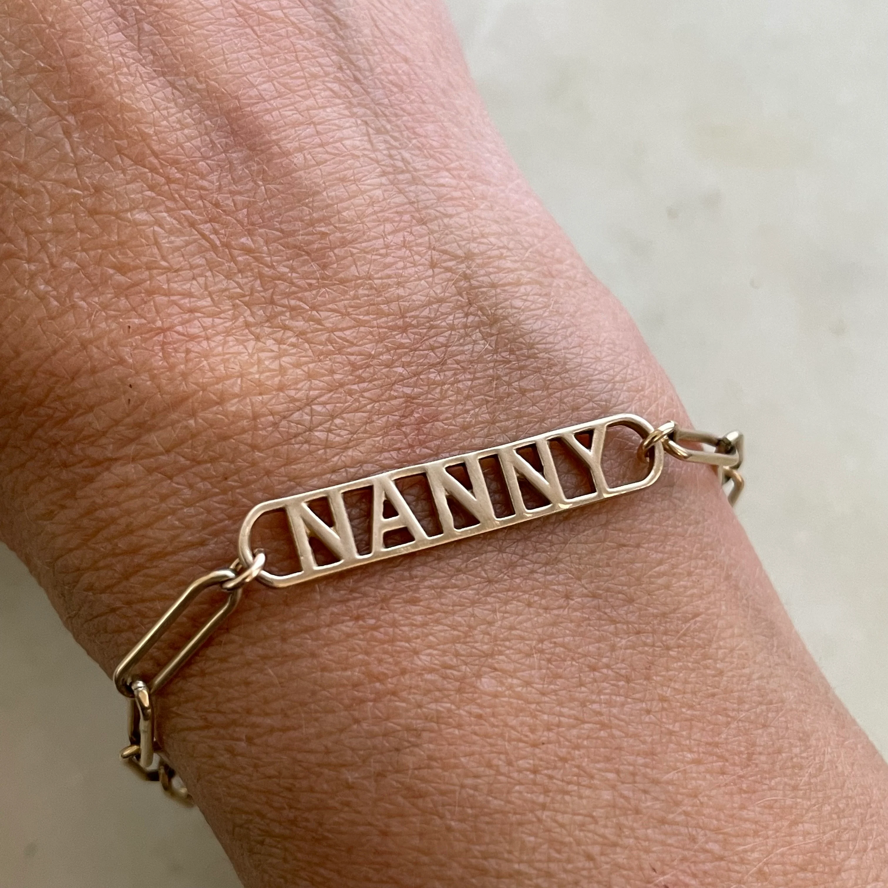 ARCHIVE — NANNY PENDANT - Image 5