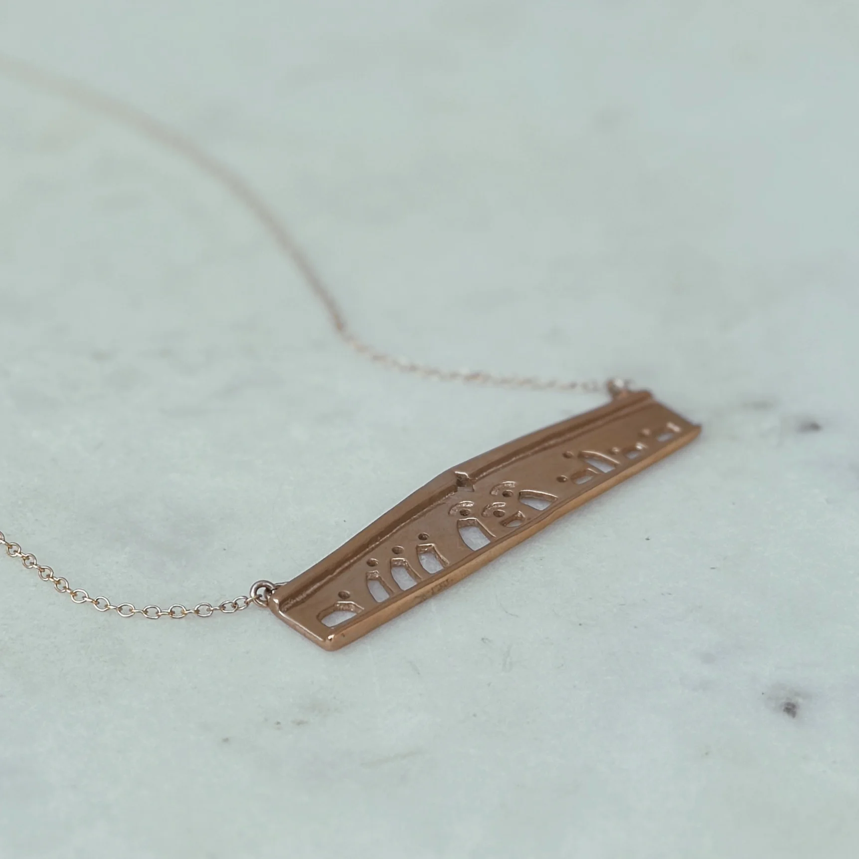 NATIVITY BAR NECKLACE - Image 3