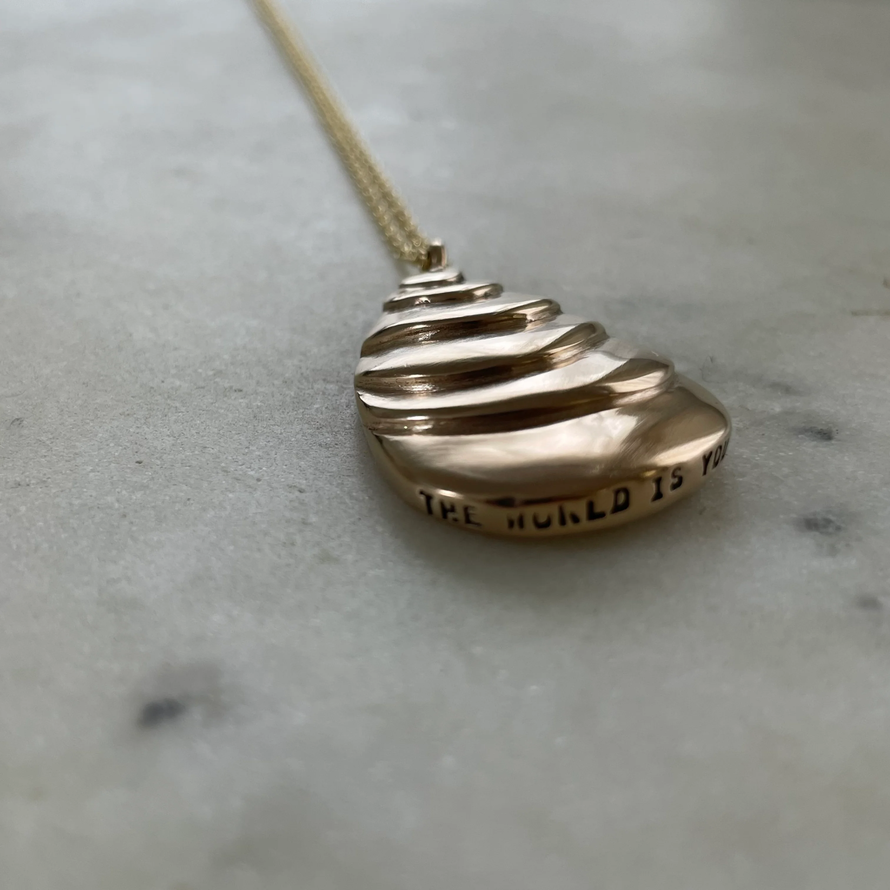 ARCHIVE — OYSTER PENDANT — LARGE - Image 6