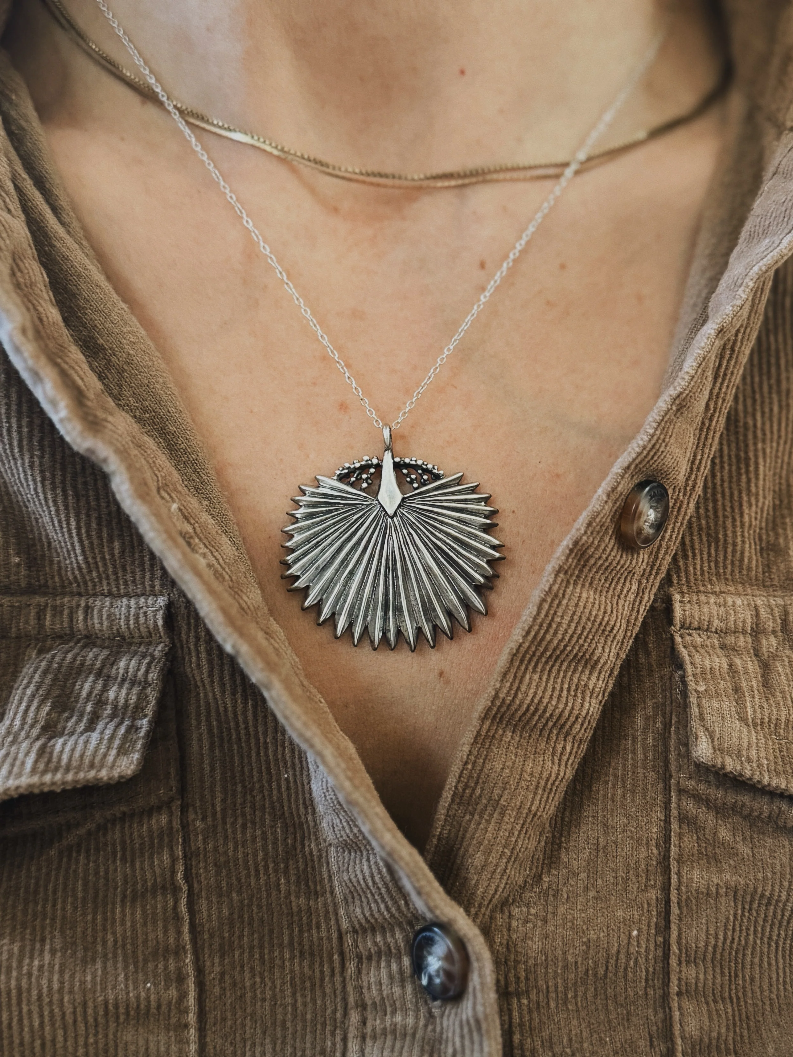 PALMETTO LEAF PENDANT — LARGE - Image 9