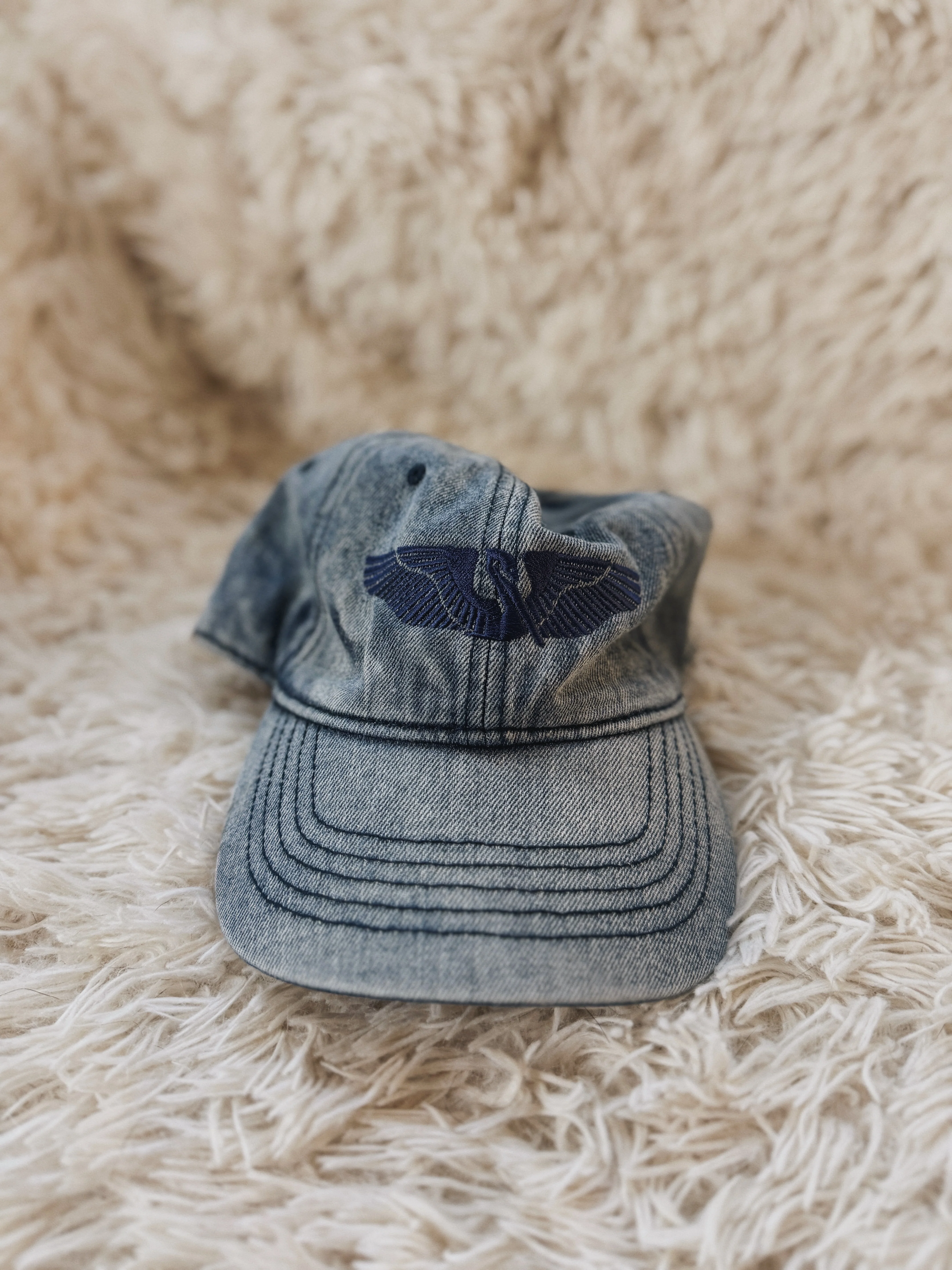 PELICAN HAT