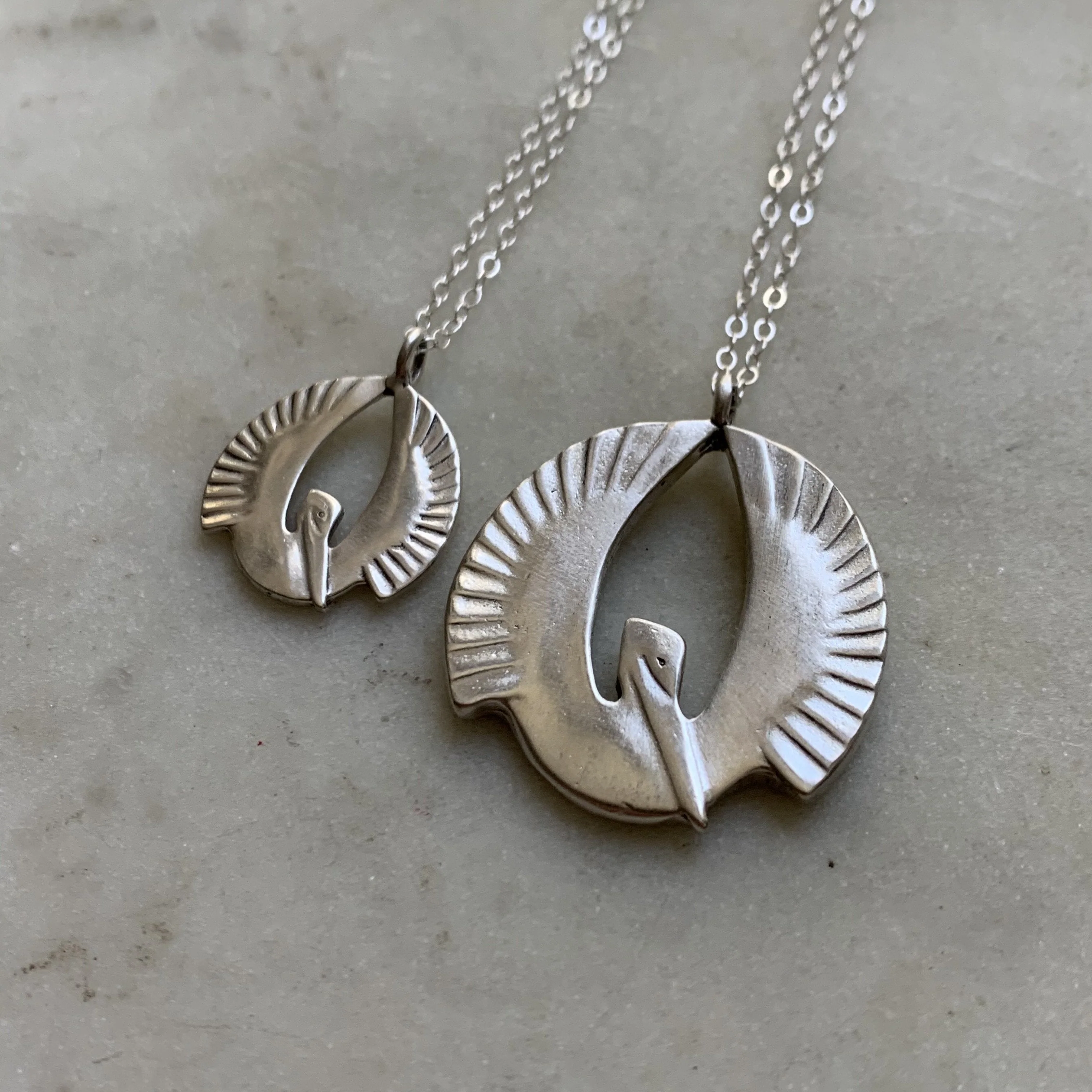 PELICAN RISING PENDANT — LARGE - Image 10