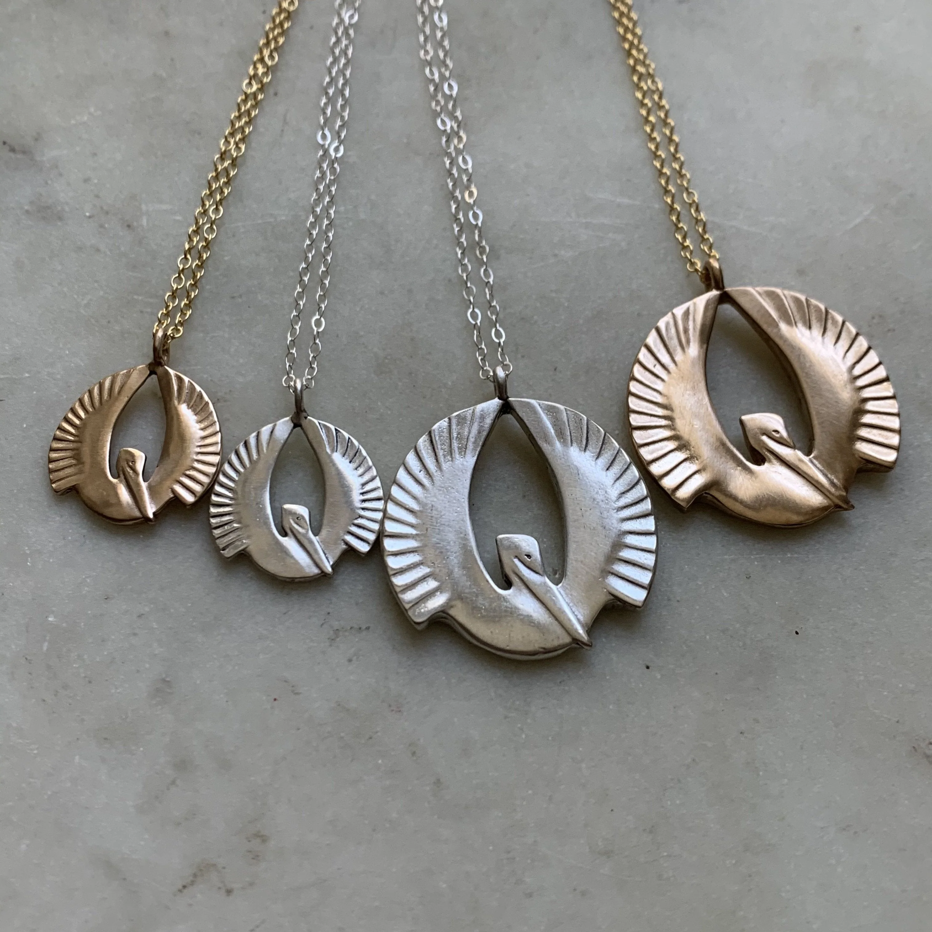 PELICAN RISING PENDANT — LARGE - Image 3