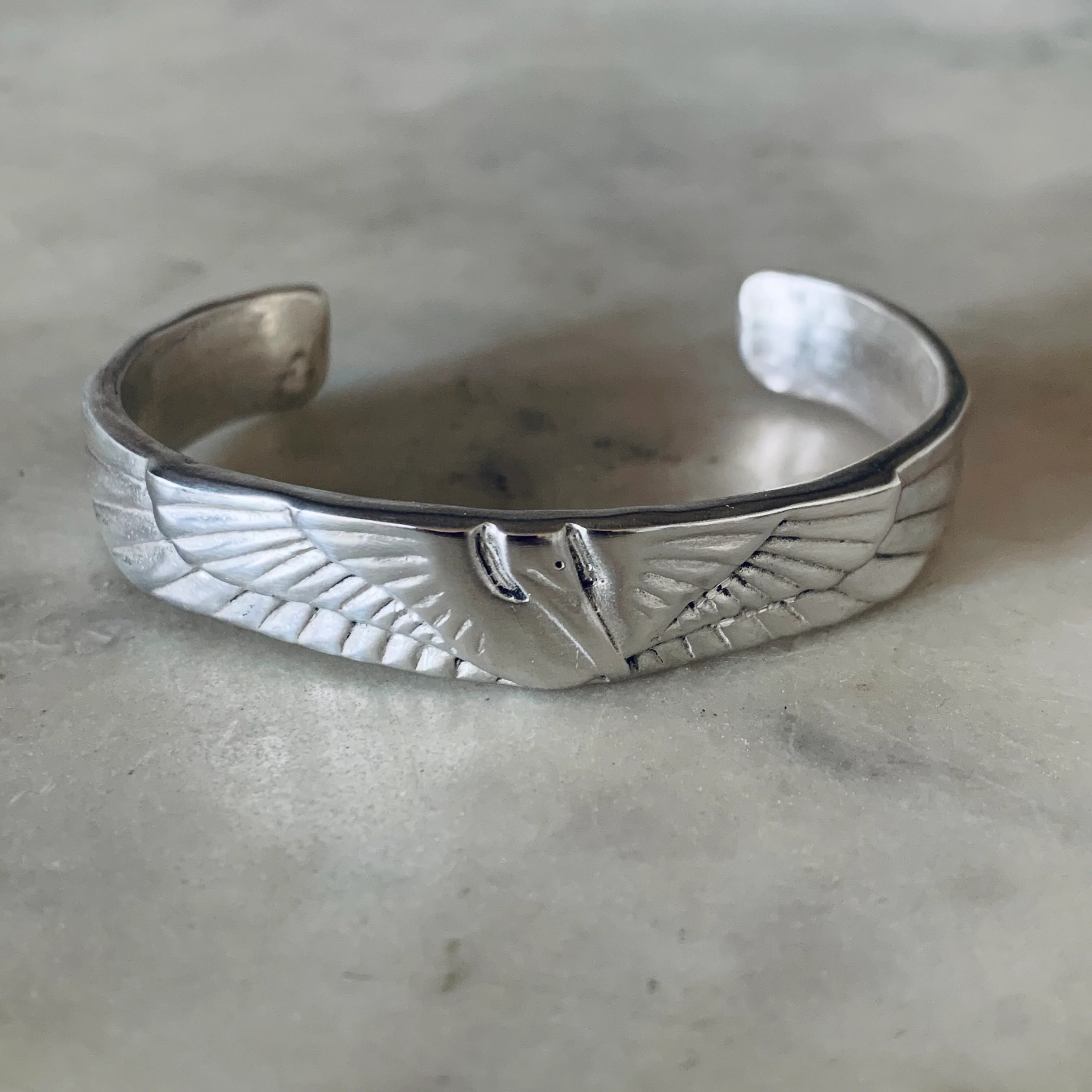 PETITE PELICAN CUFF - Image 7