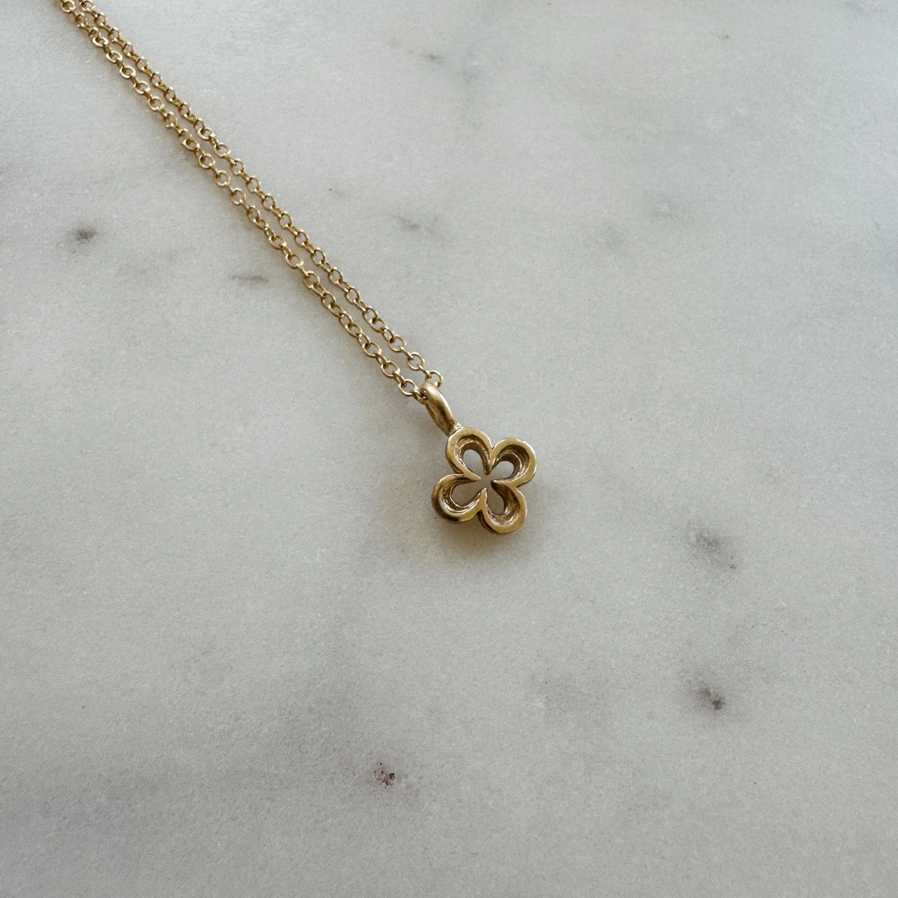 14K GOLD QUATREFOIL PENDANT — SMALL - Image 3