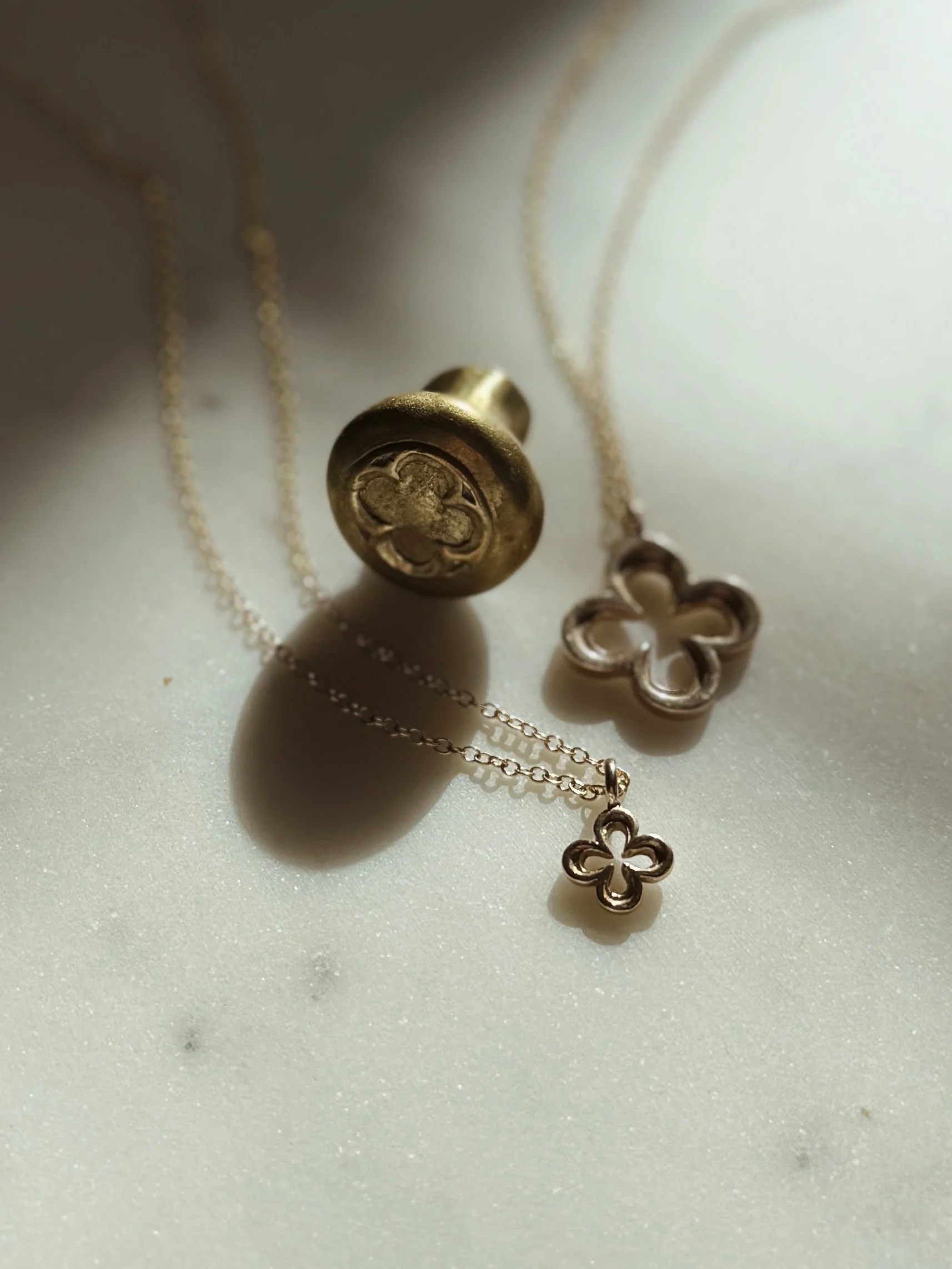QUATREFOIL PENDANT — SMALL - Image 4