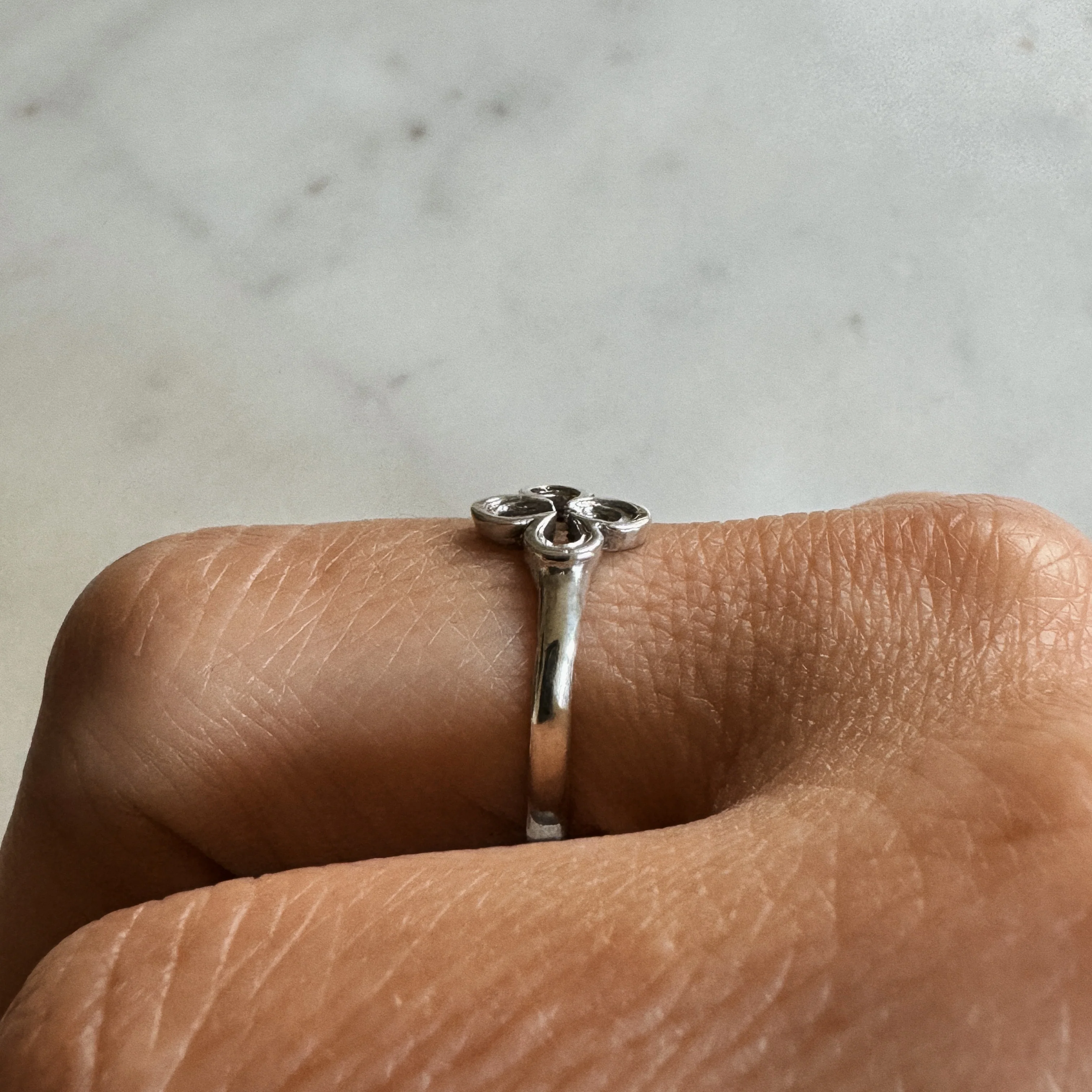 QUATREFOIL RING - Image 12