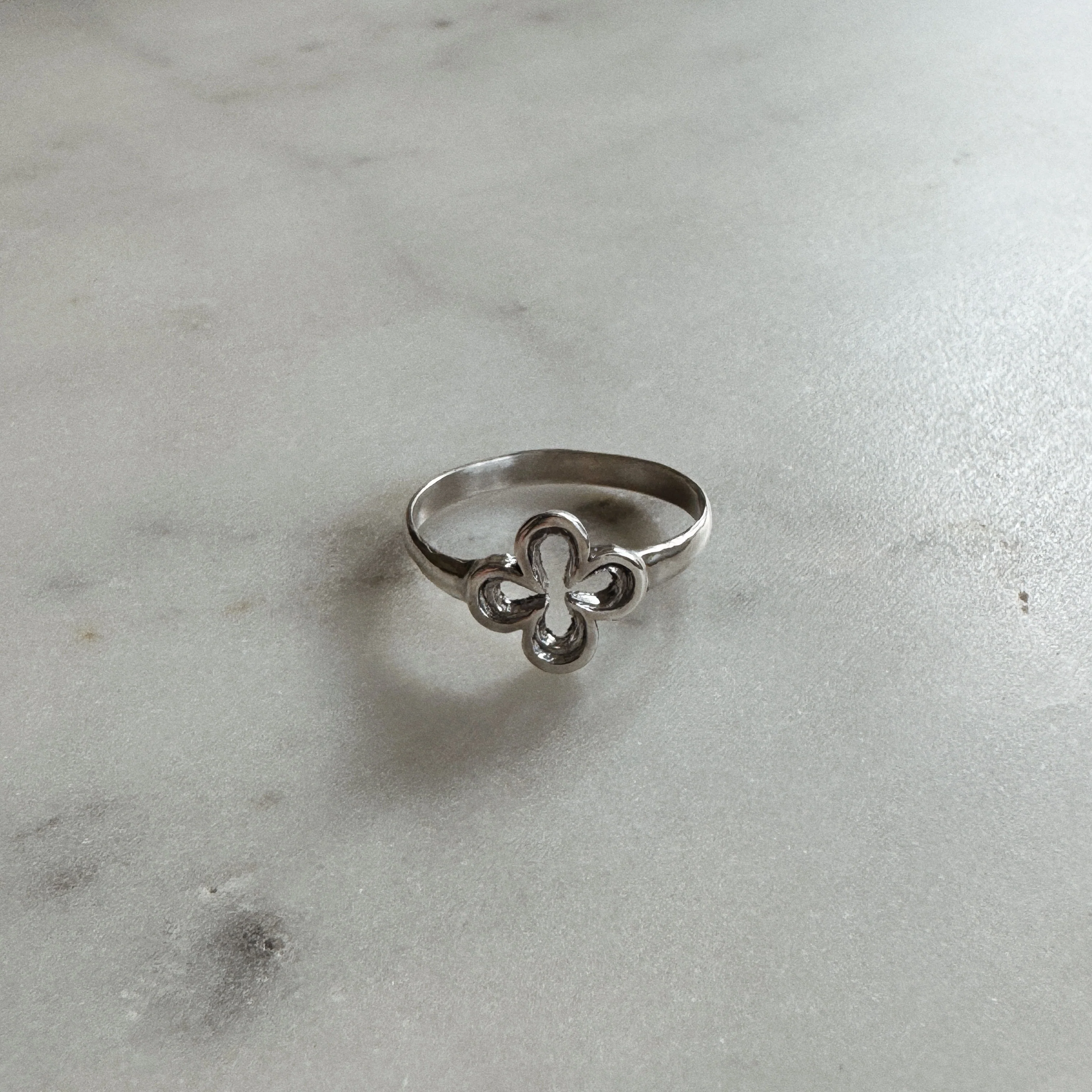 QUATREFOIL RING - Image 8