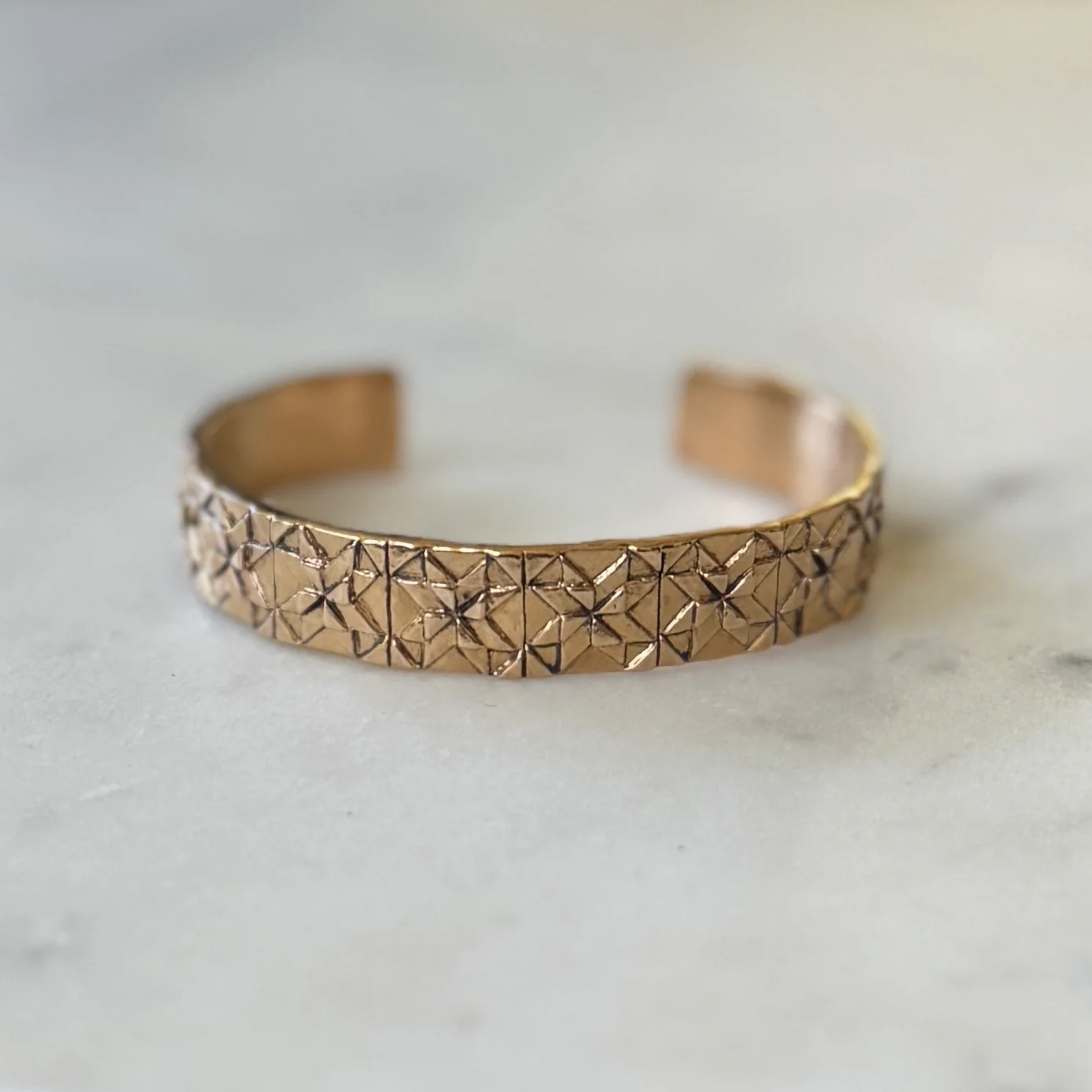 QUILT SQUARE CUFF — ONE ROW