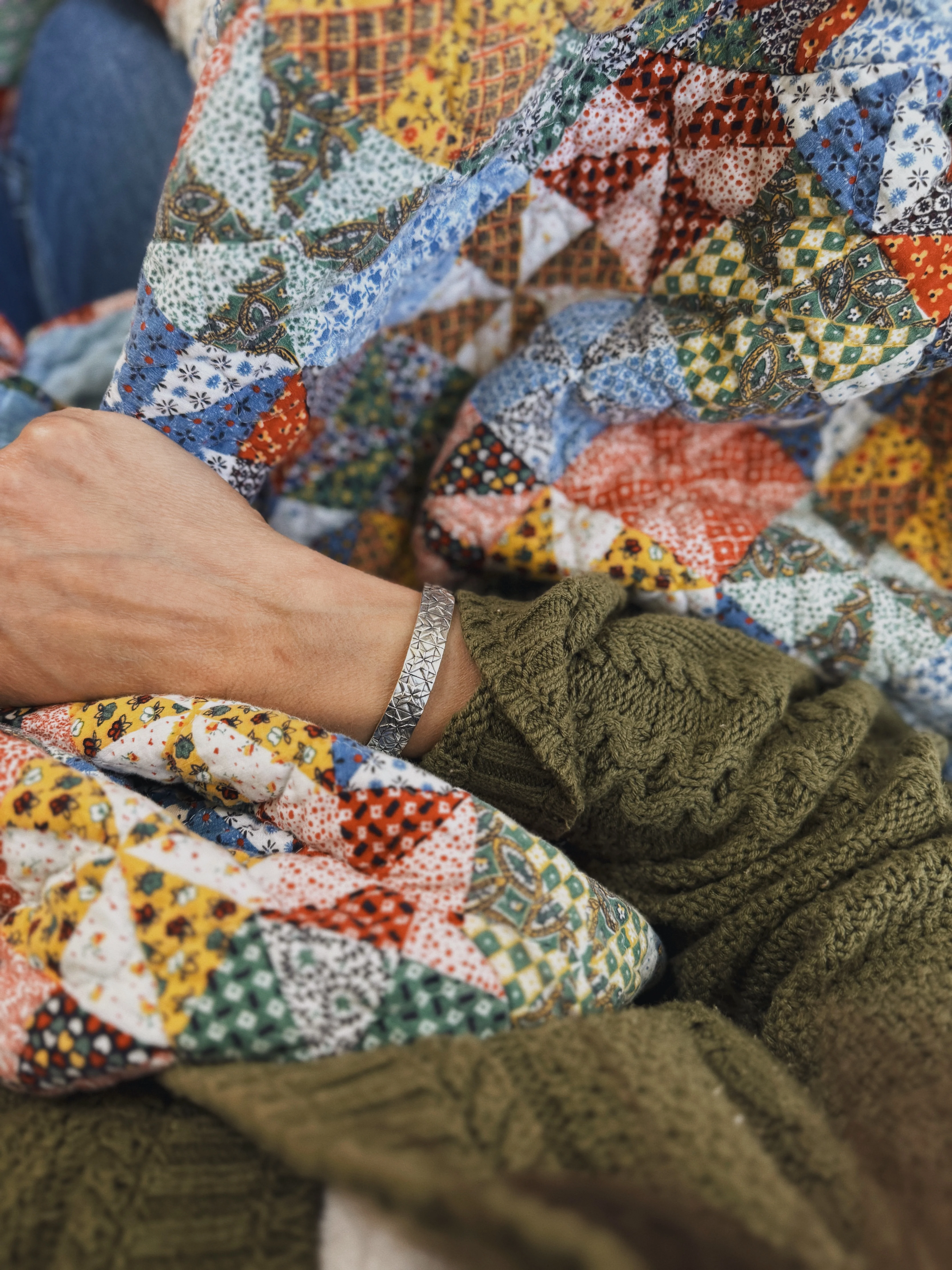 QUILT SQUARE CUFF — ONE ROW - Image 3