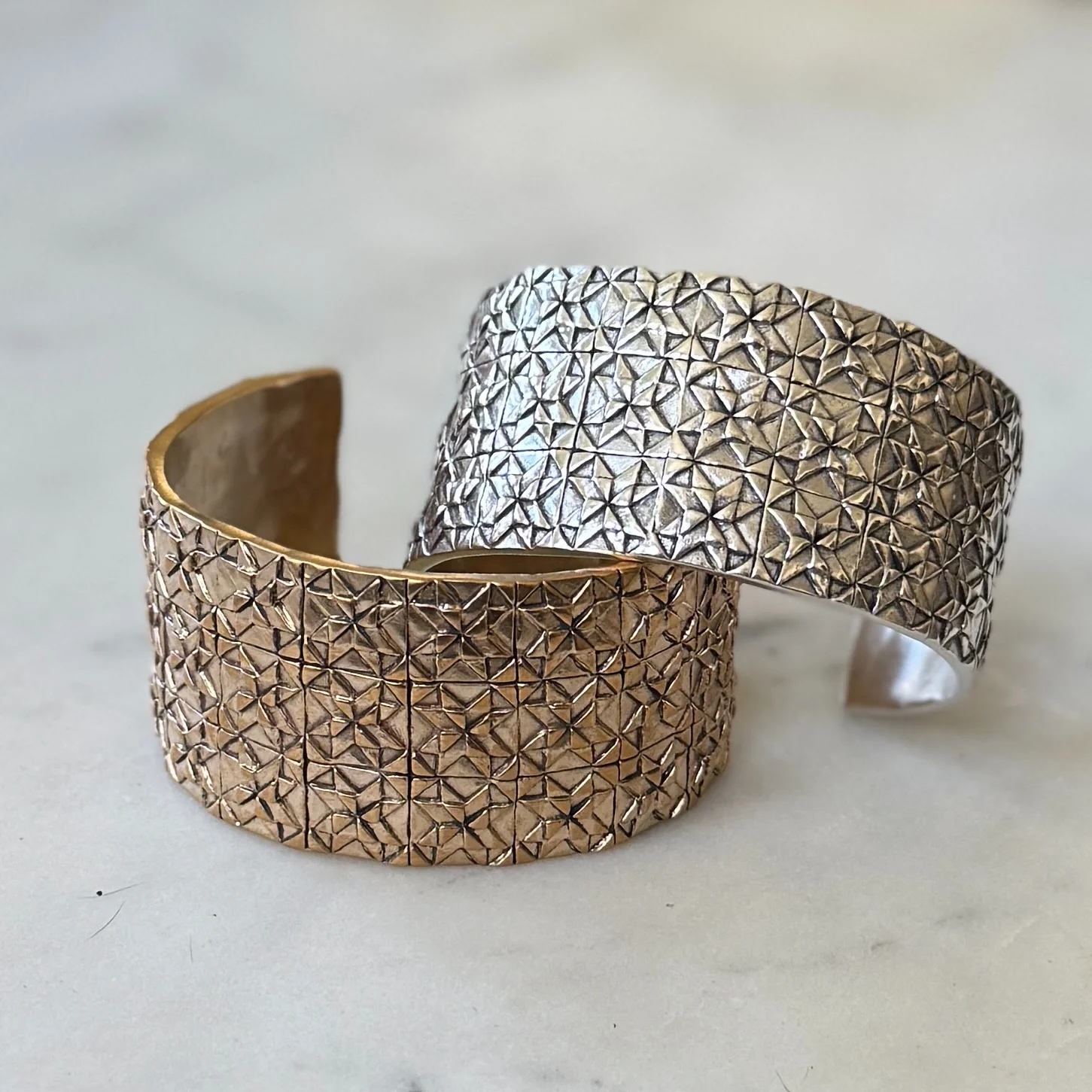QUILT SQUARE CUFF — THREE ROW - Image 4