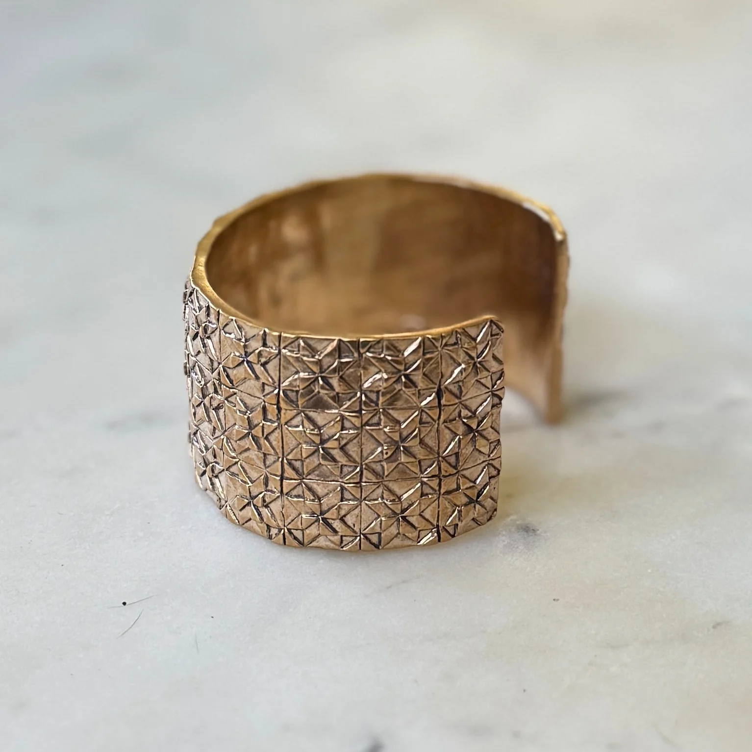 QUILT SQUARE CUFF — THREE ROW - Image 6