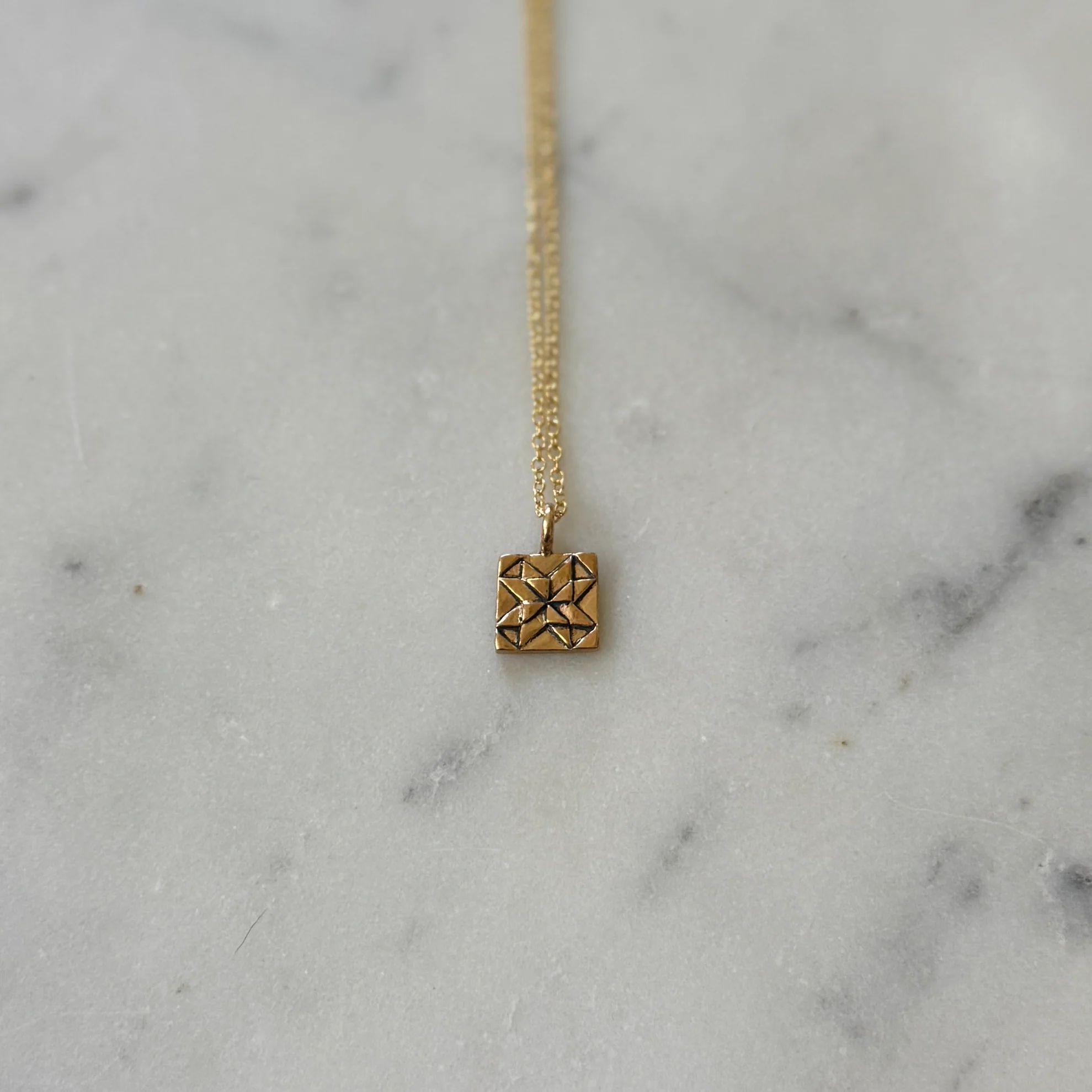 QUILT SQUARE PENDANT