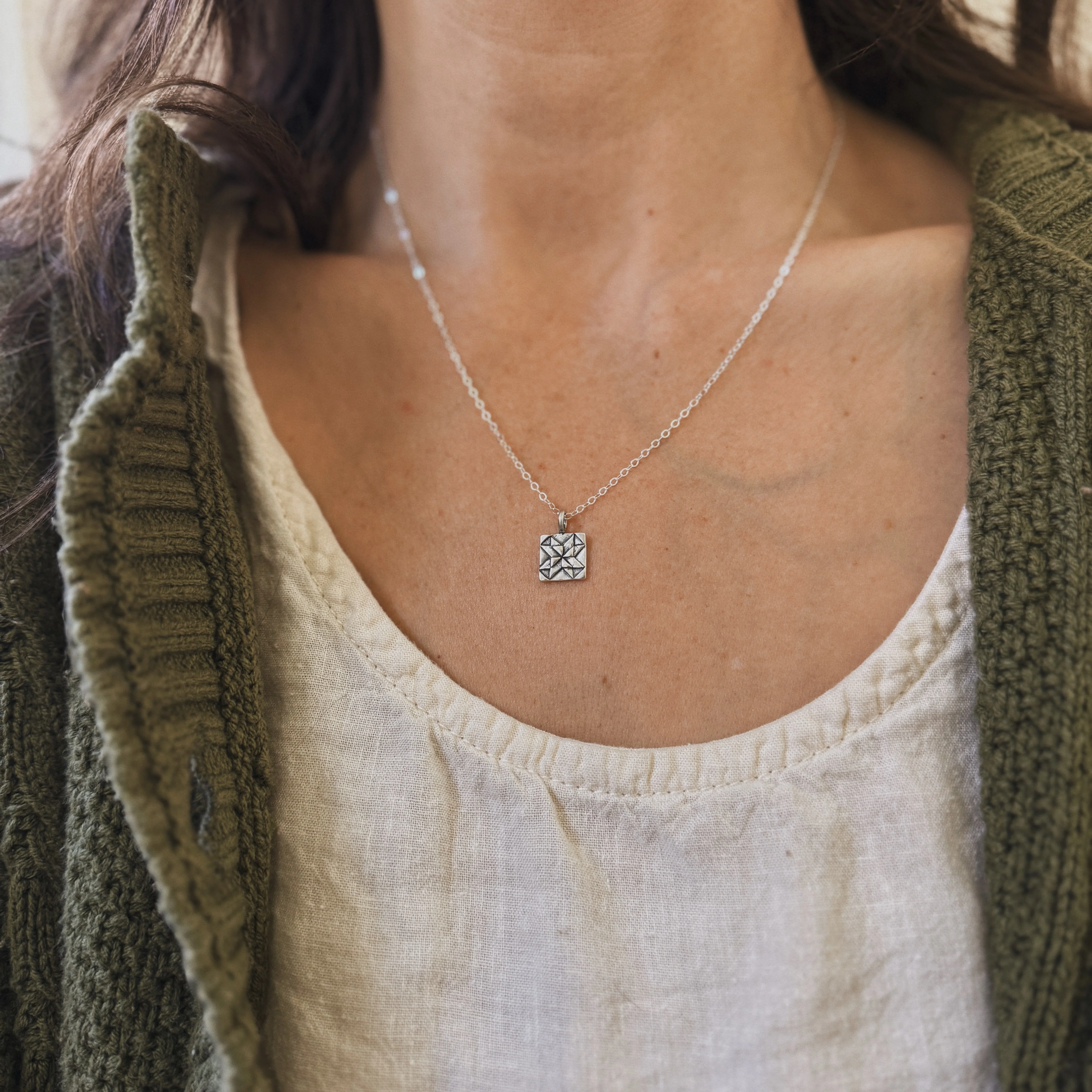 QUILT SQUARE PENDANT - Image 7