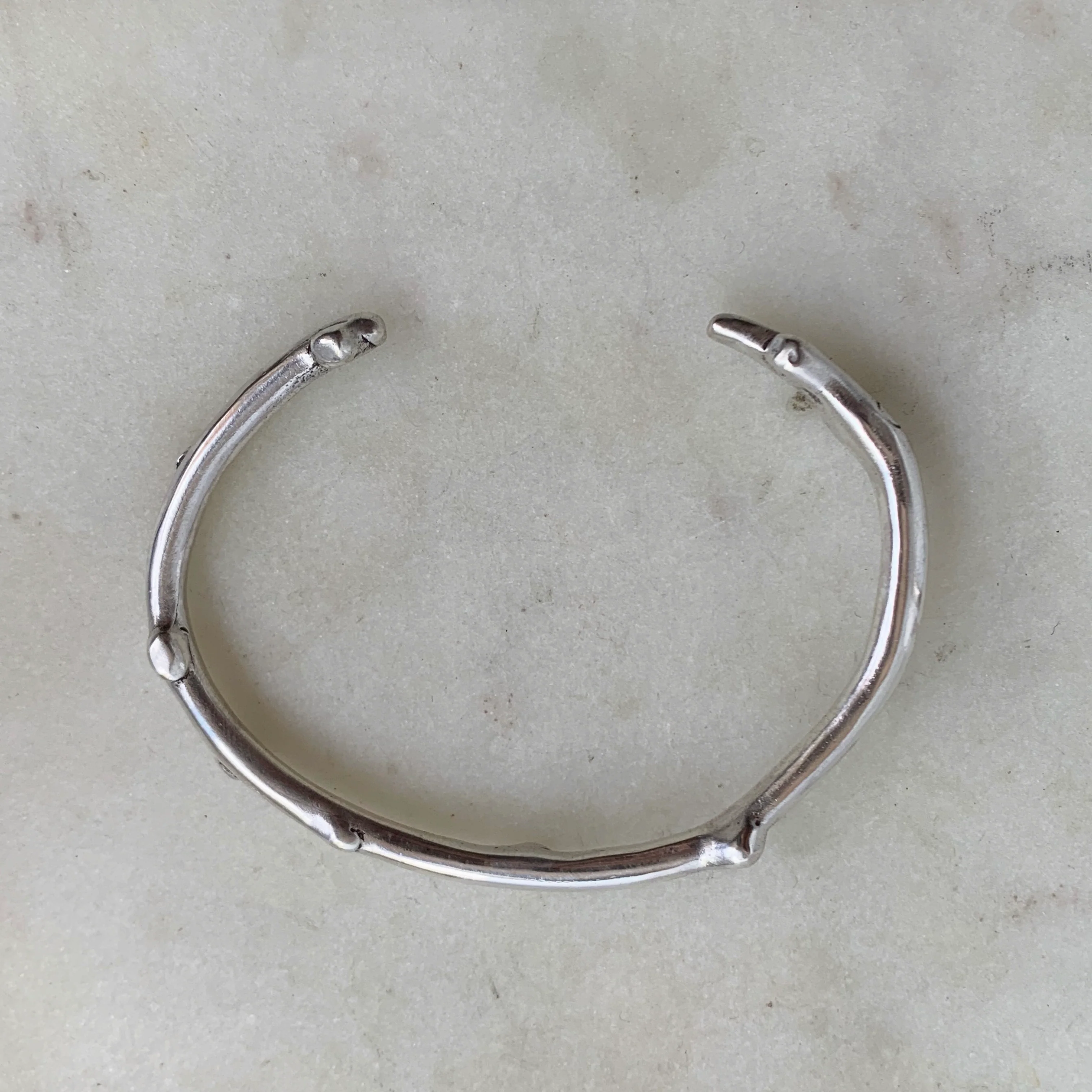 RED STICK LOVE CUFF - Image 7