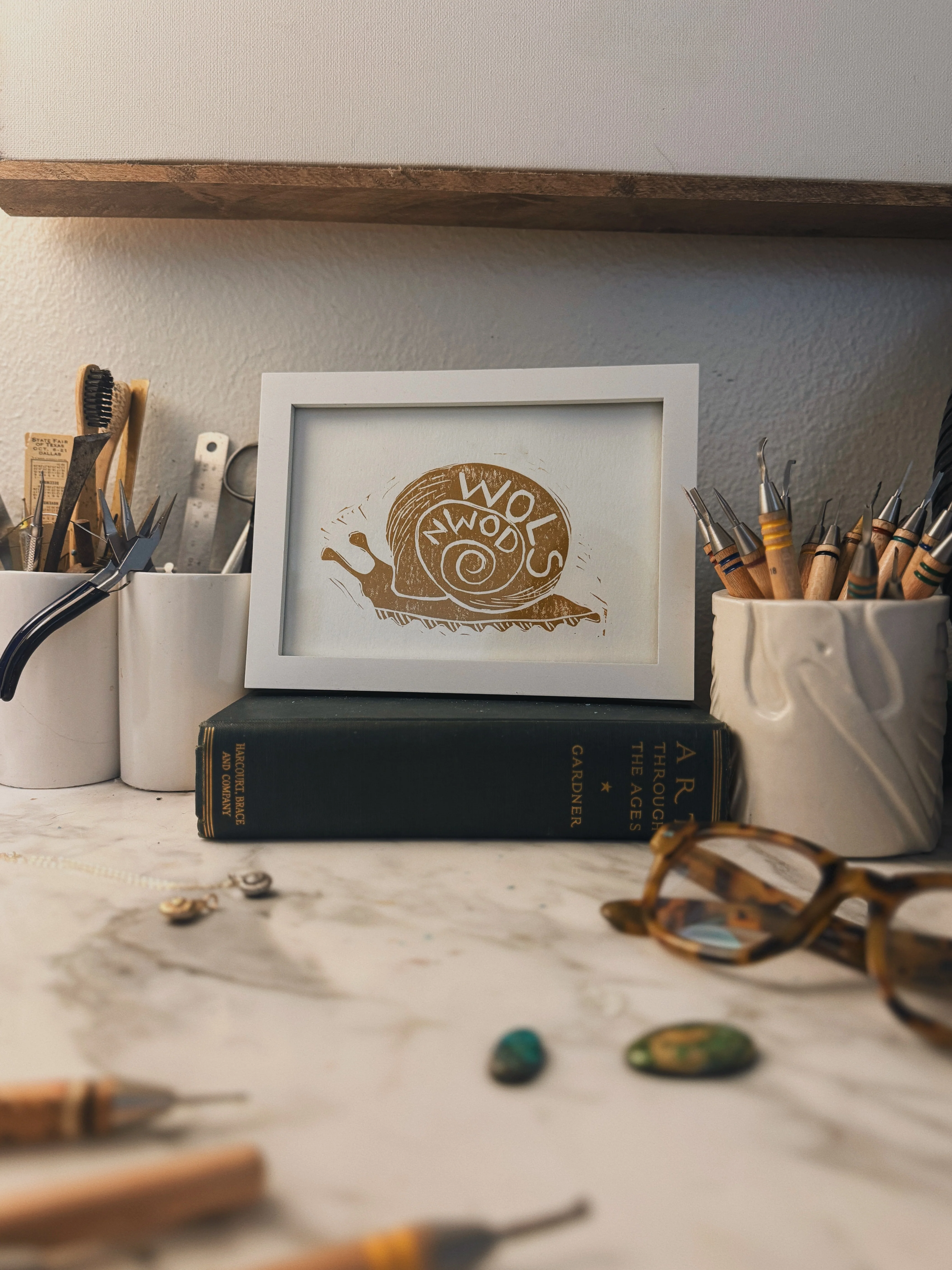 SNAIL EARRINGS - Image 3