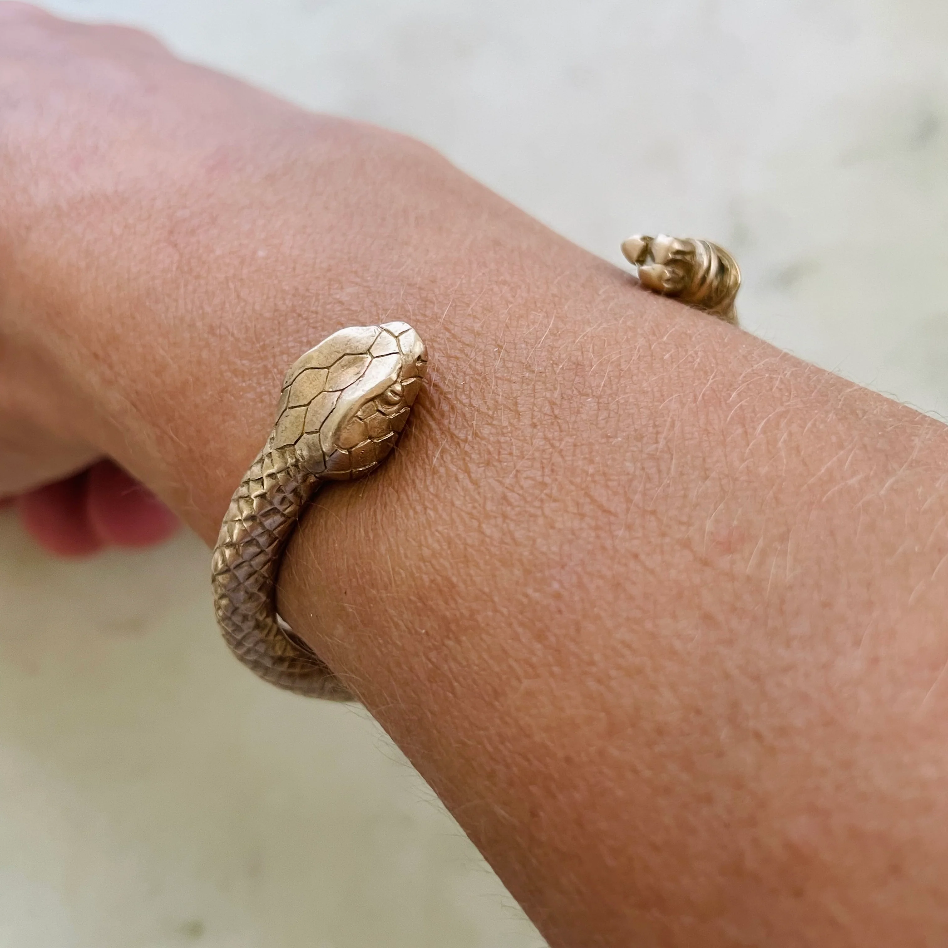 SNAKE-ROPE CUFF - Image 2