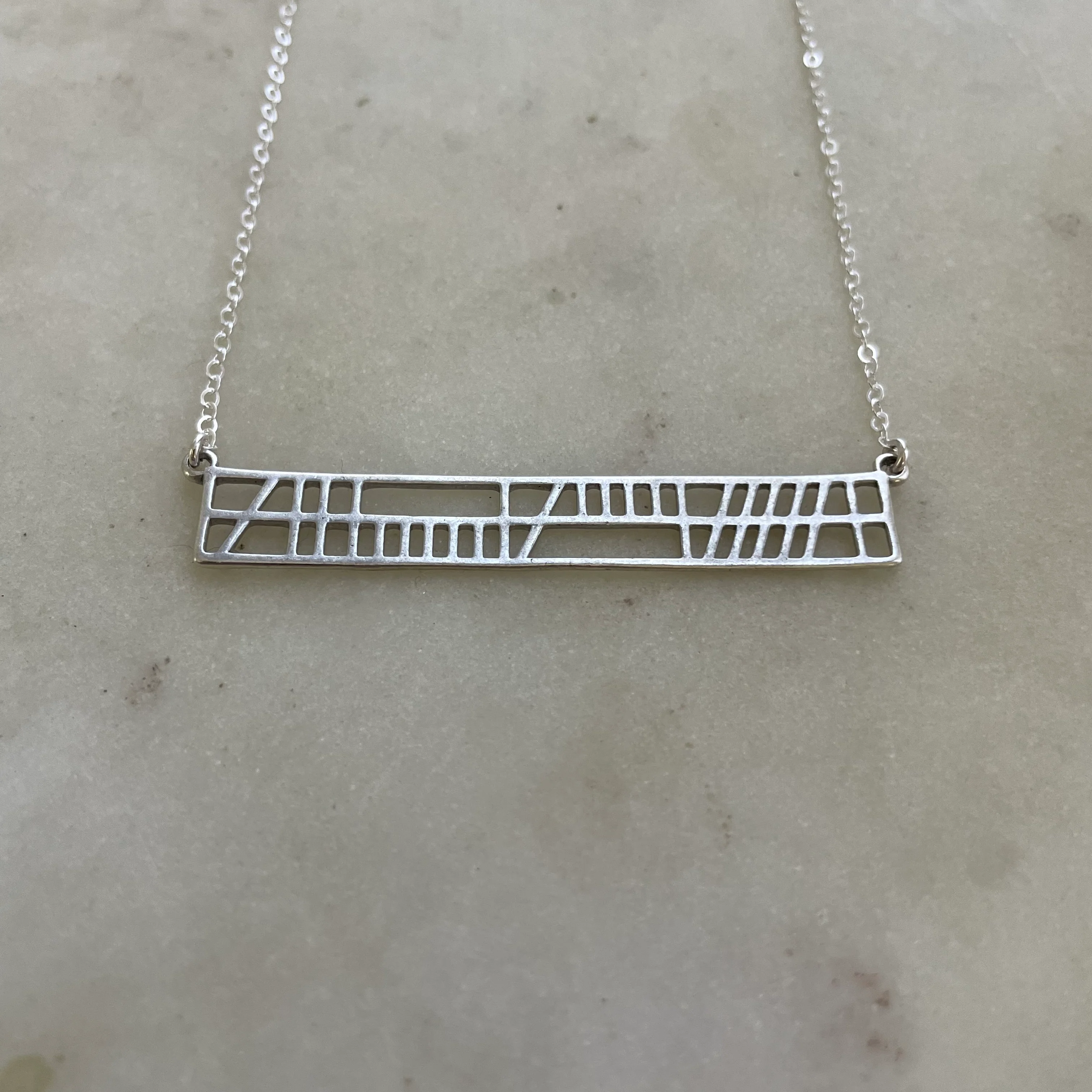 SOUL FRIEND BAR NECKLACE - Image 7