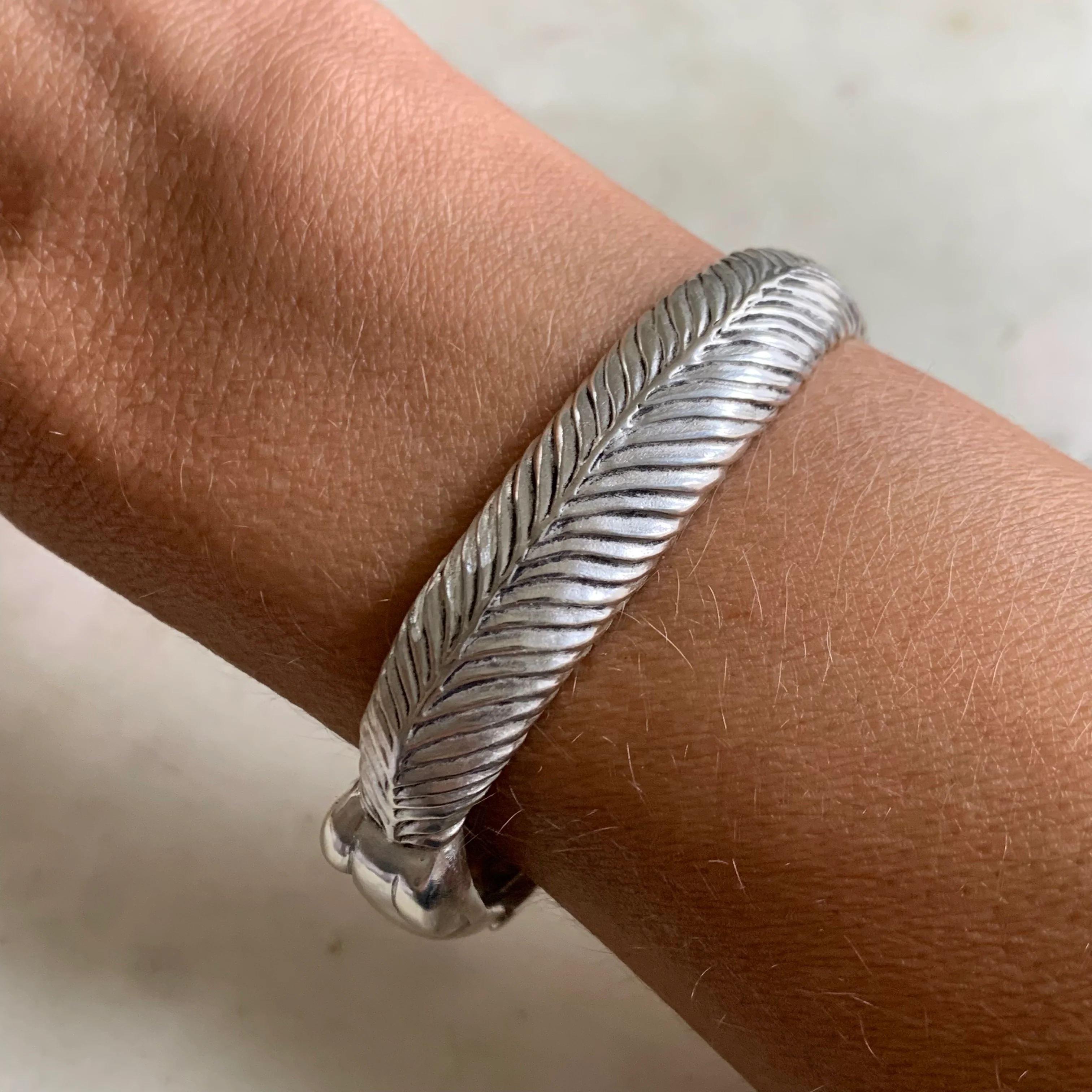 SQUIRREL CUFF - Image 18