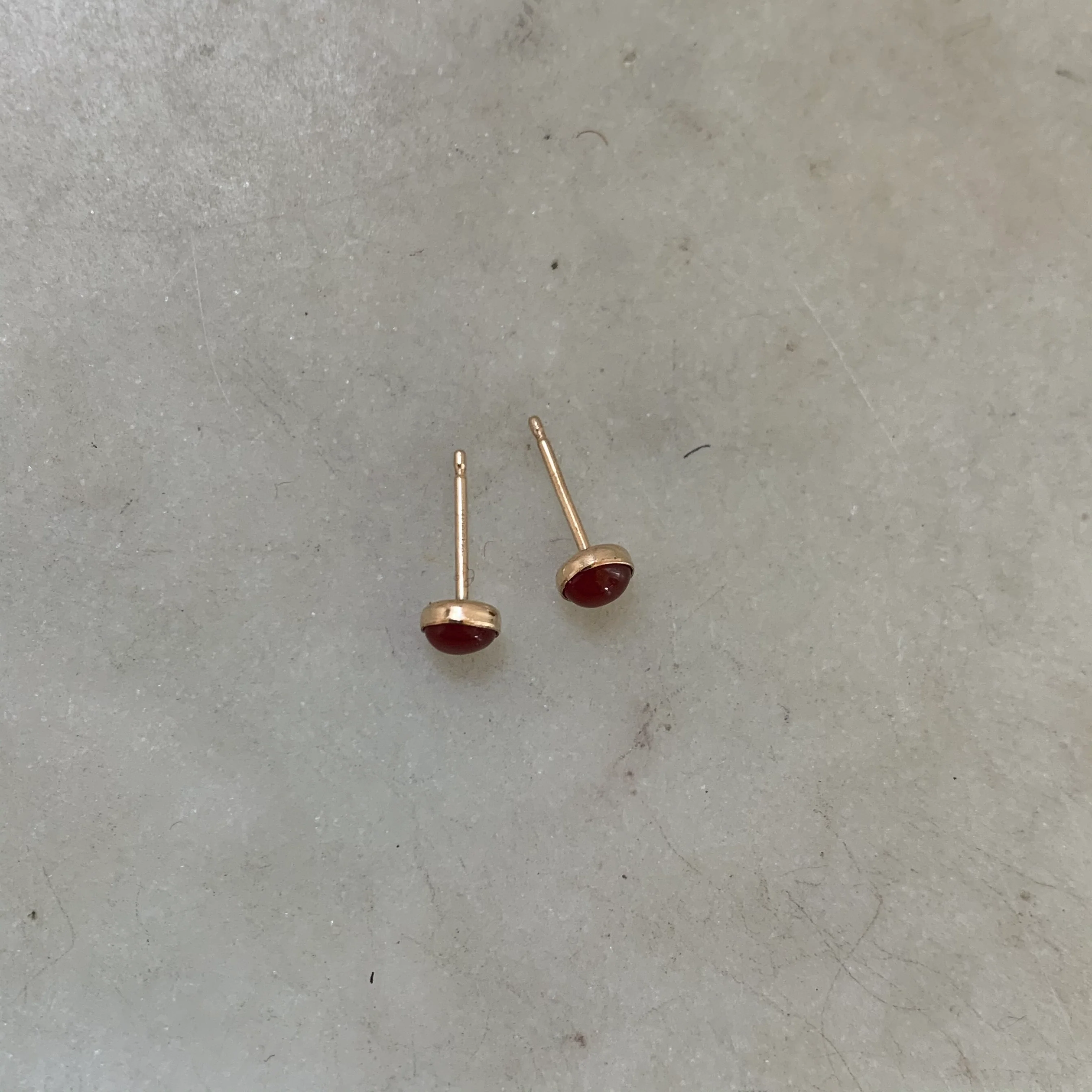STUDS — CARNELIAN - Image 3