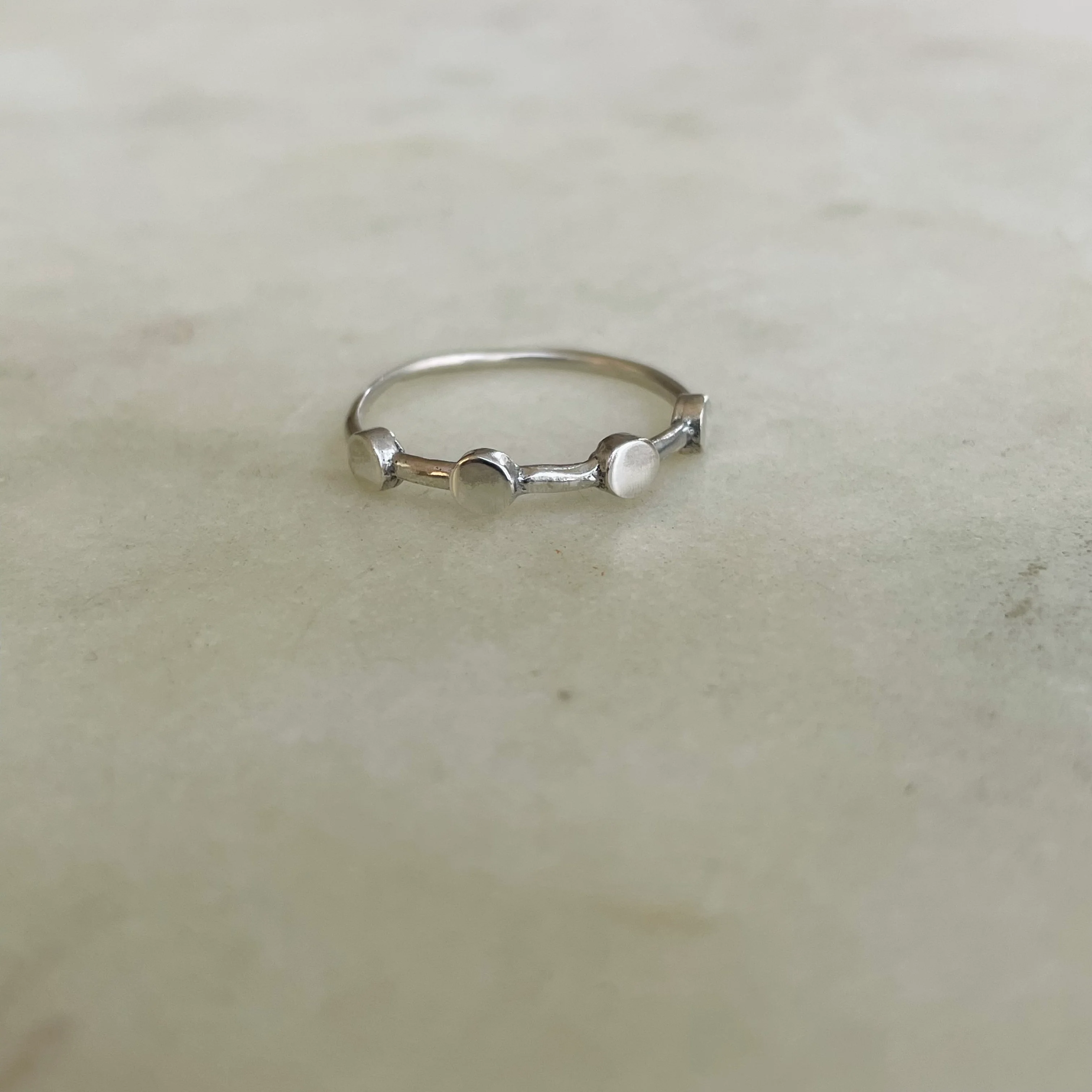 DOT TO DOT RING + STONES - Image 2