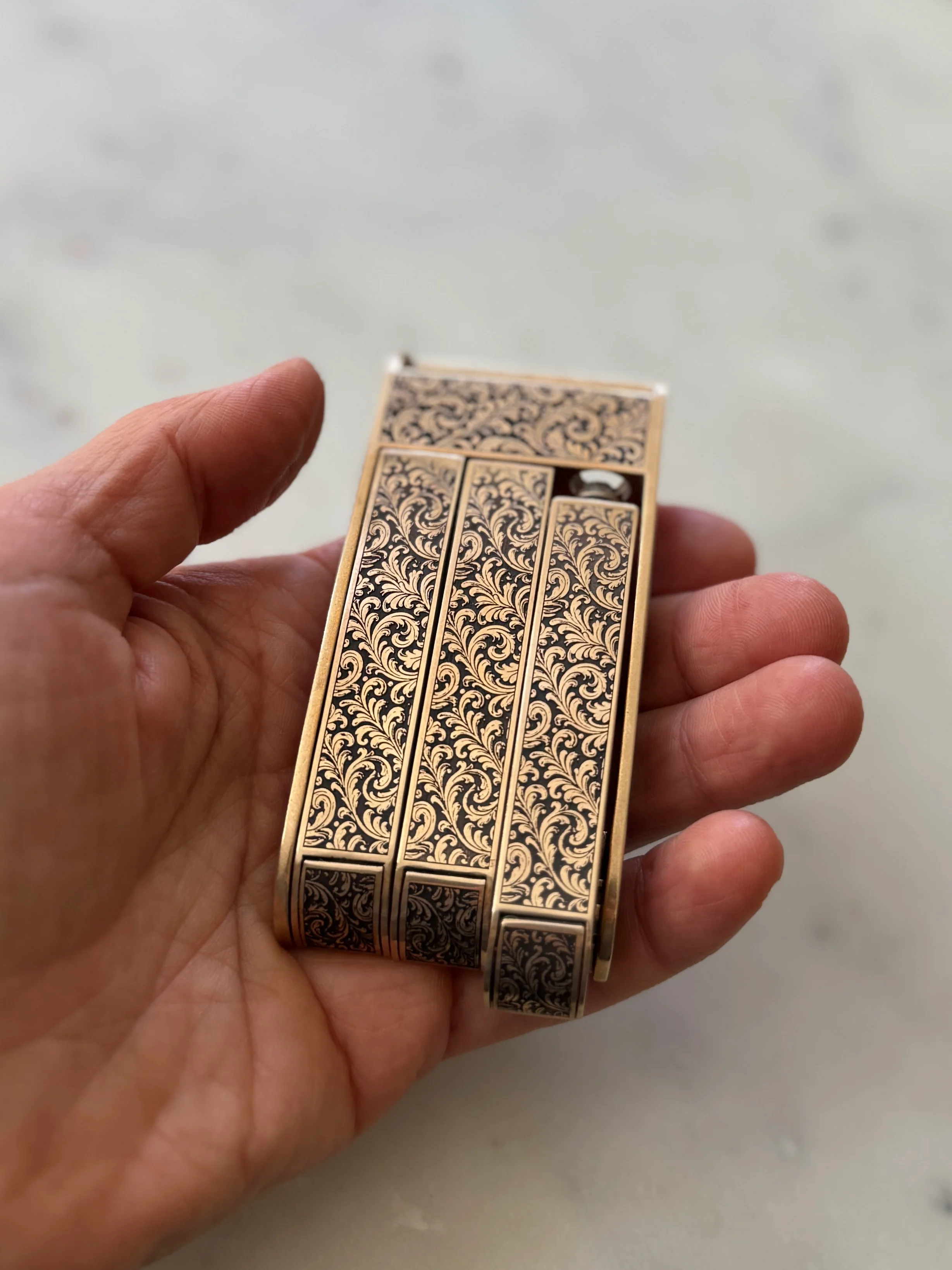 THE ENGRAVED ONE - Image 9