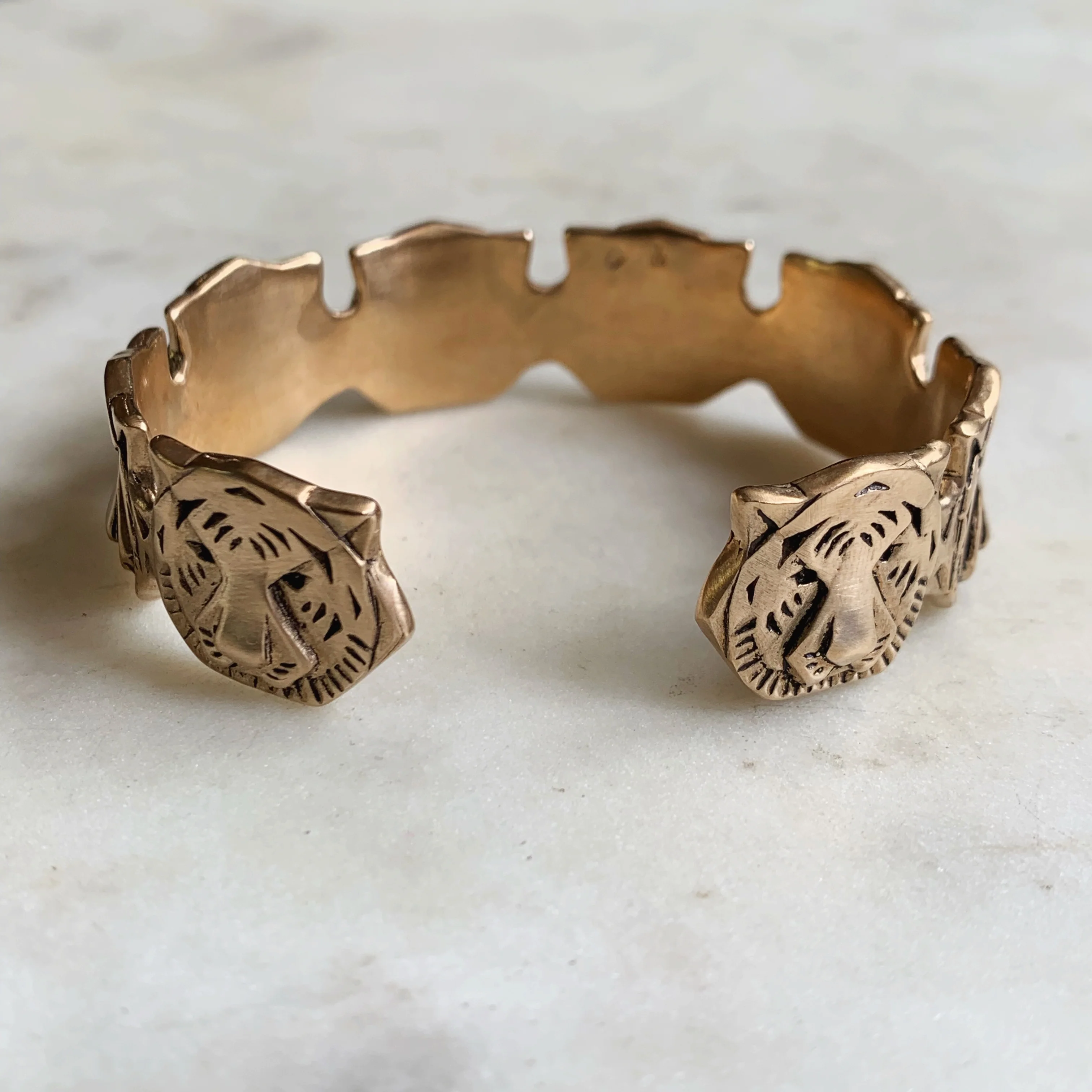 TIGER CUFF - Image 5