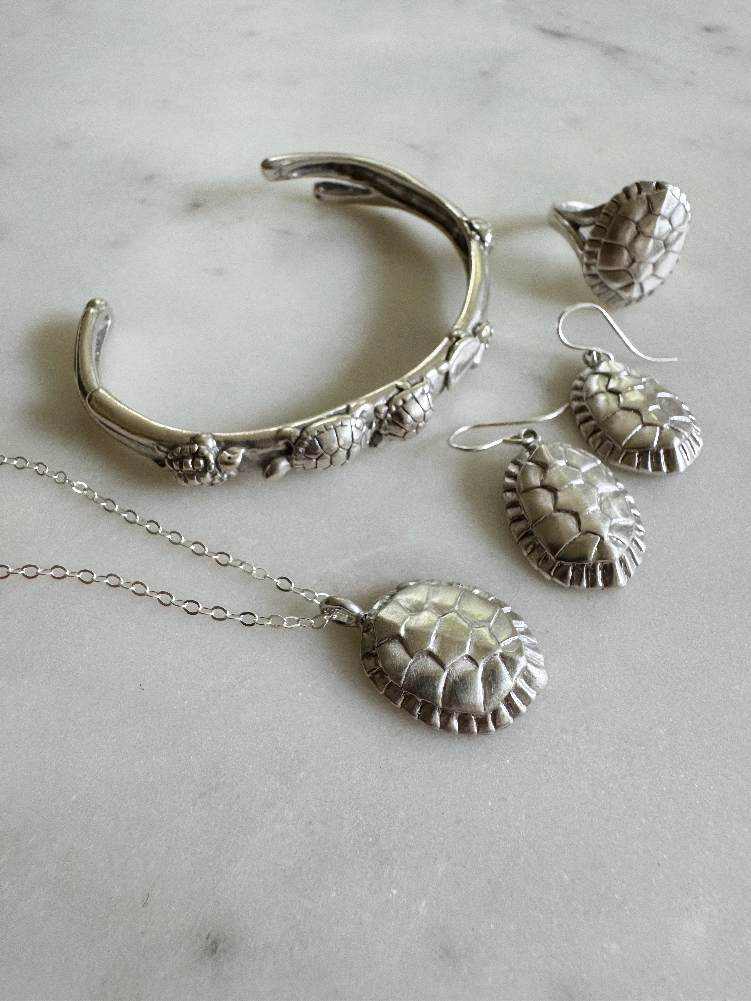 TURTLE EARRINGS - Image 11